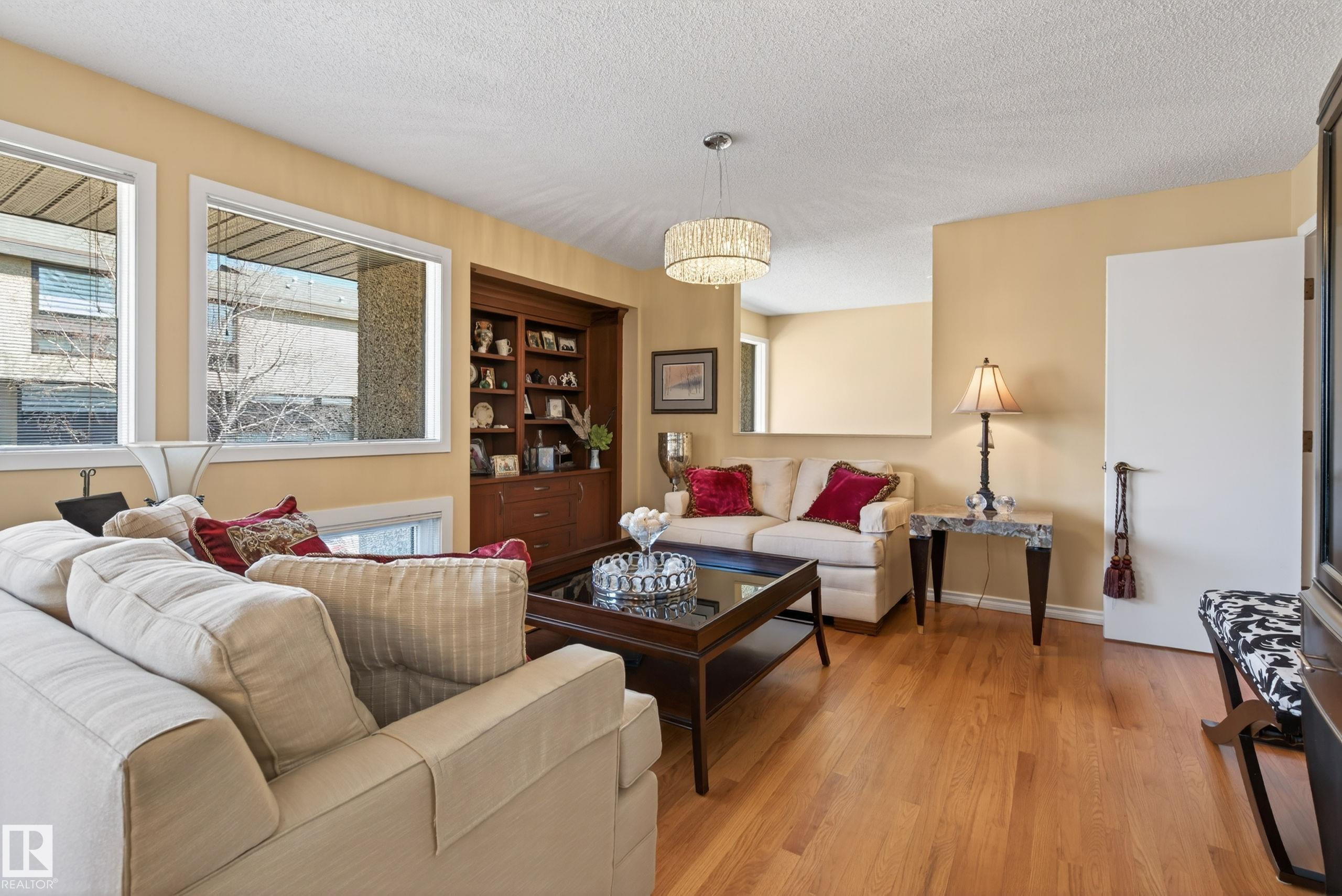 Picture for 76 WILLOW WY NW