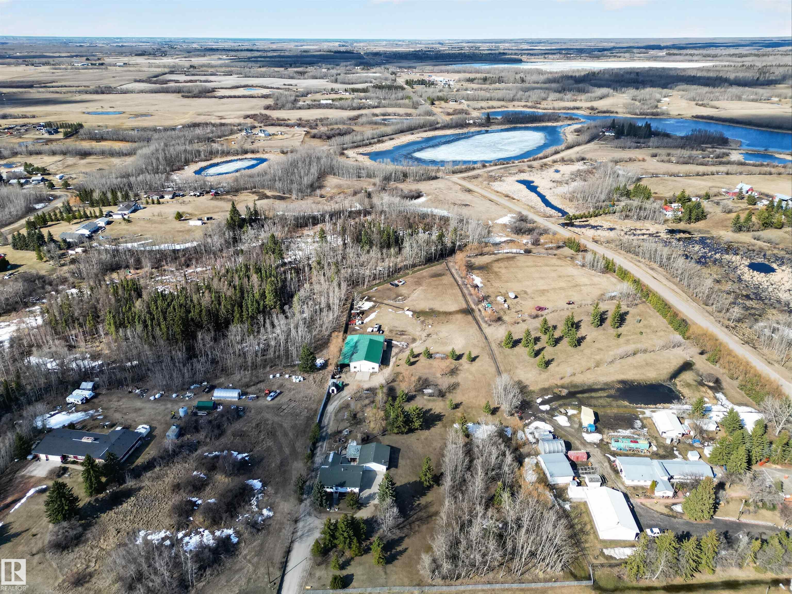 Photo 15 at 14 - 53348 Rge Road 211, Parkview Ridge Estates, Rural Strathcona County