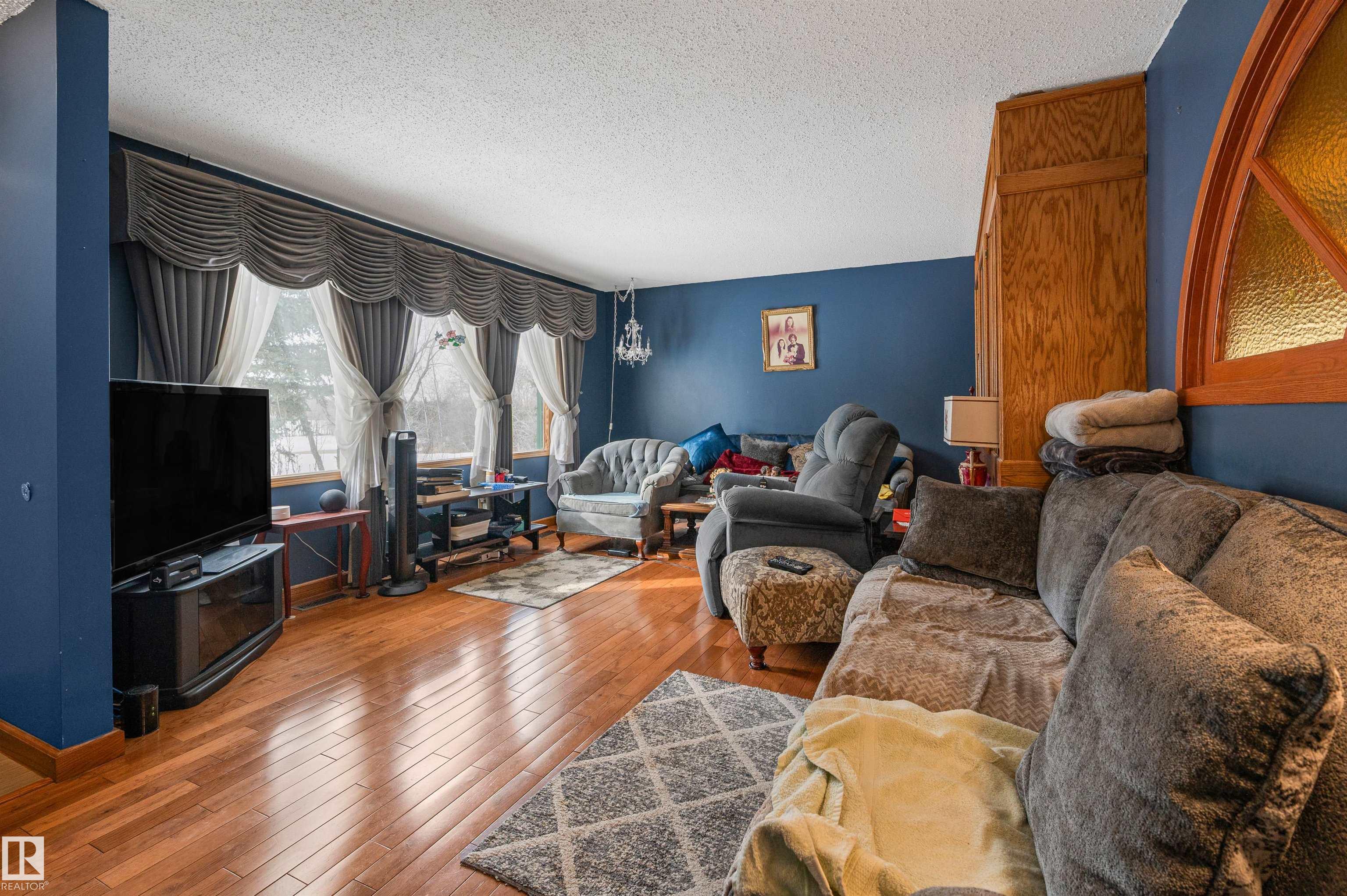 Photo 19 at 14 - 53348 Rge Road 211, Parkview Ridge Estates, Rural Strathcona County