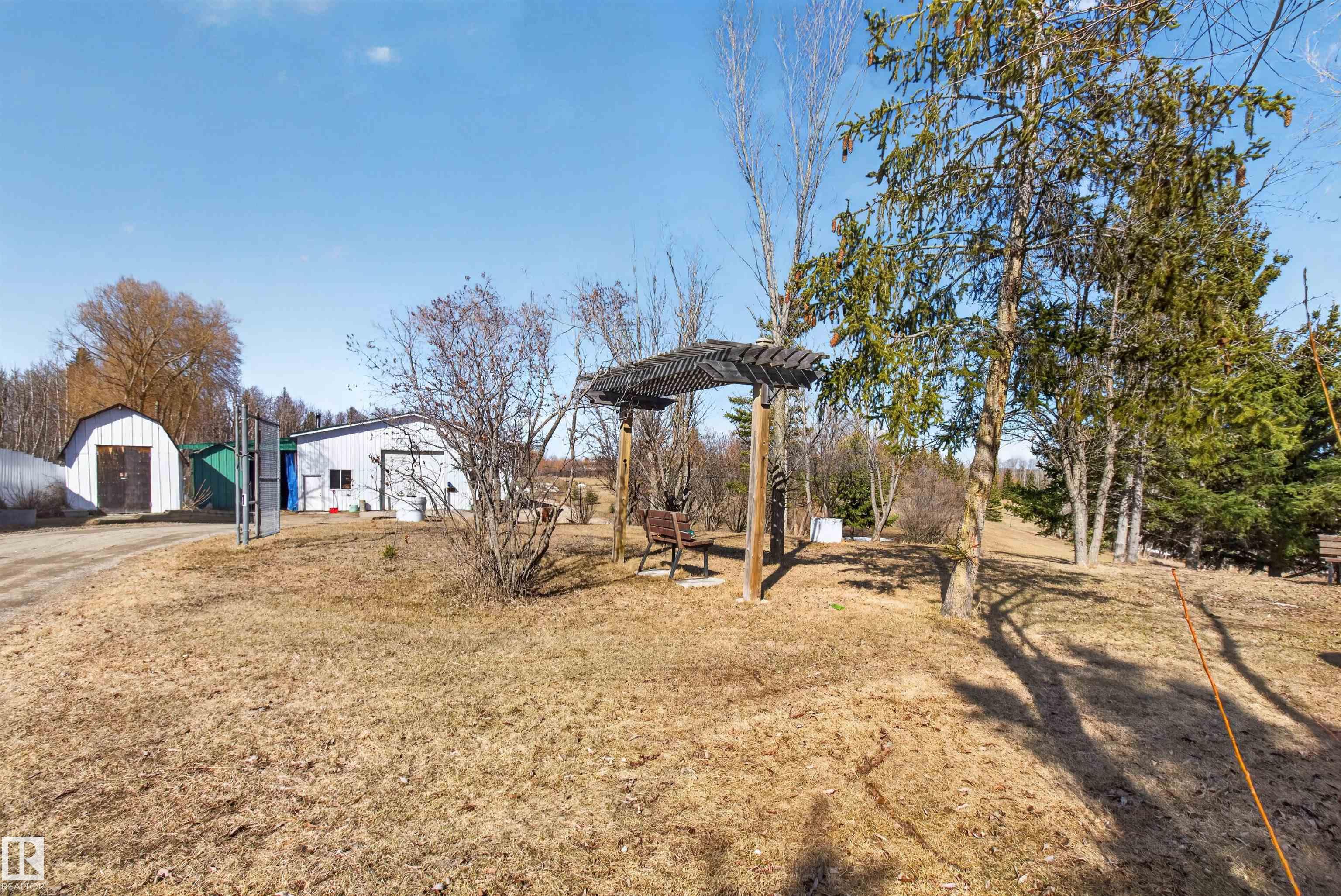 Photo 8 at 14 - 53348 Rge Road 211, Parkview Ridge Estates, Rural Strathcona County