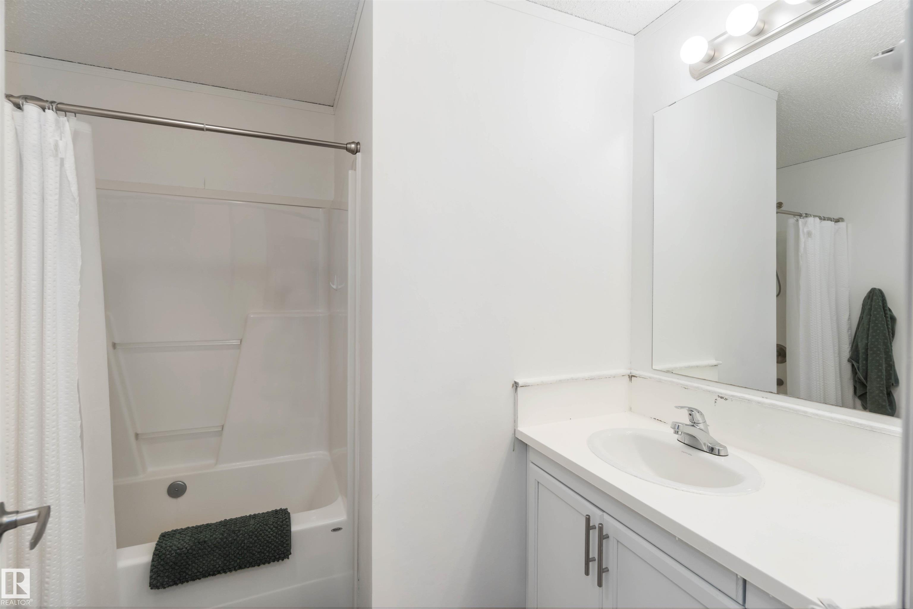 Photo 14 at 53273 Rge Road 215, None, Rural Strathcona County