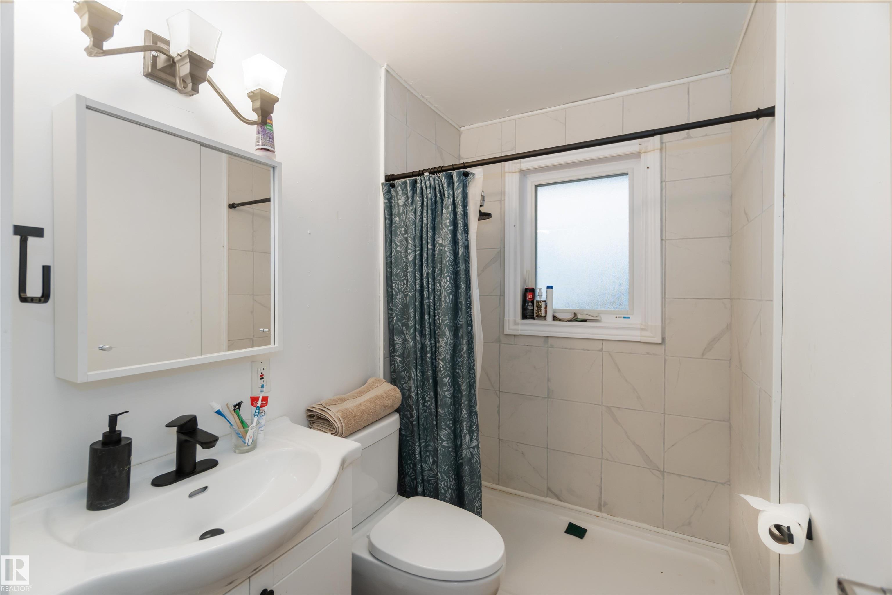 Photo 36 at 53273 Rge Road 215, None, Rural Strathcona County