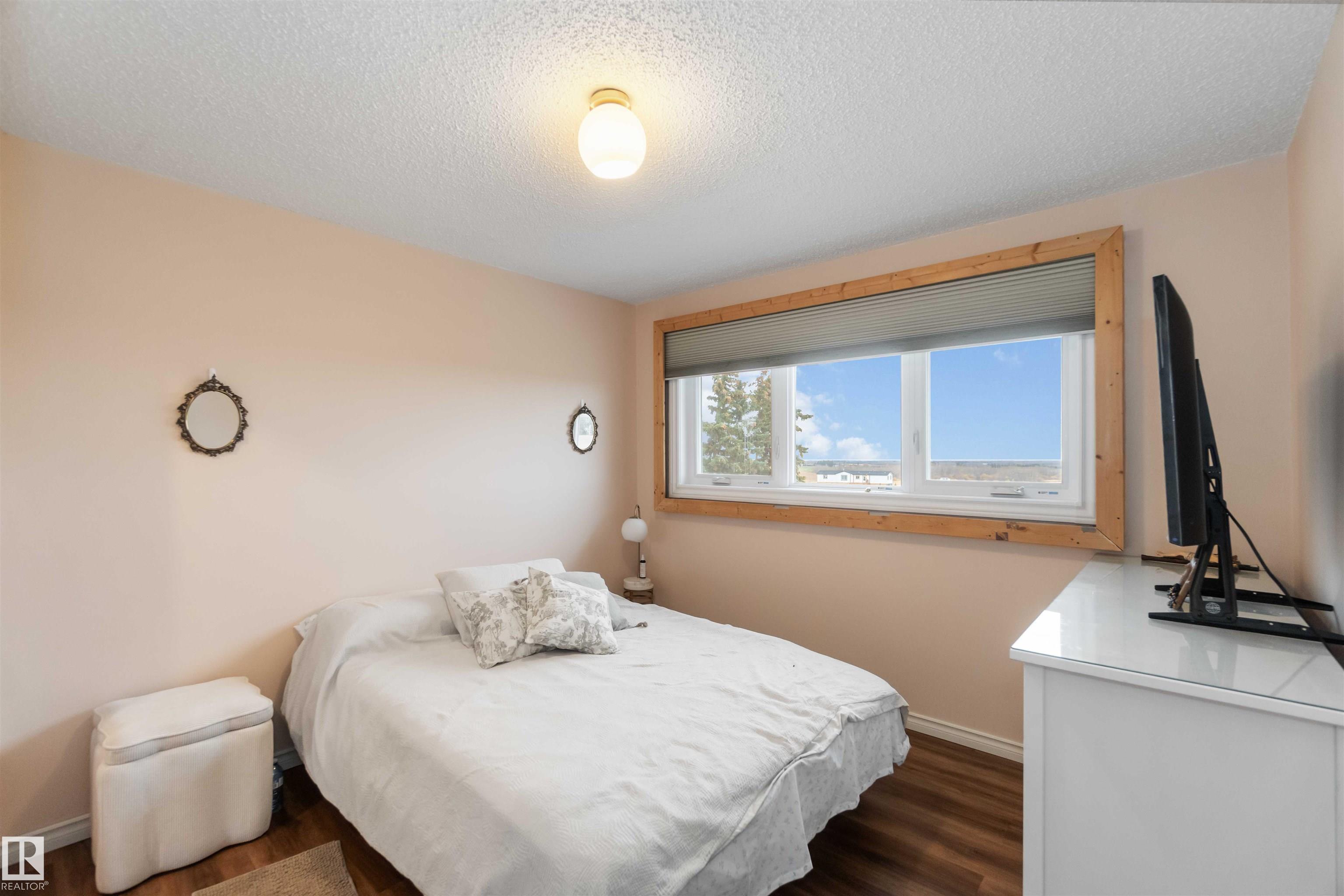 Photo 39 at 53273 Rge Road 215, None, Rural Strathcona County