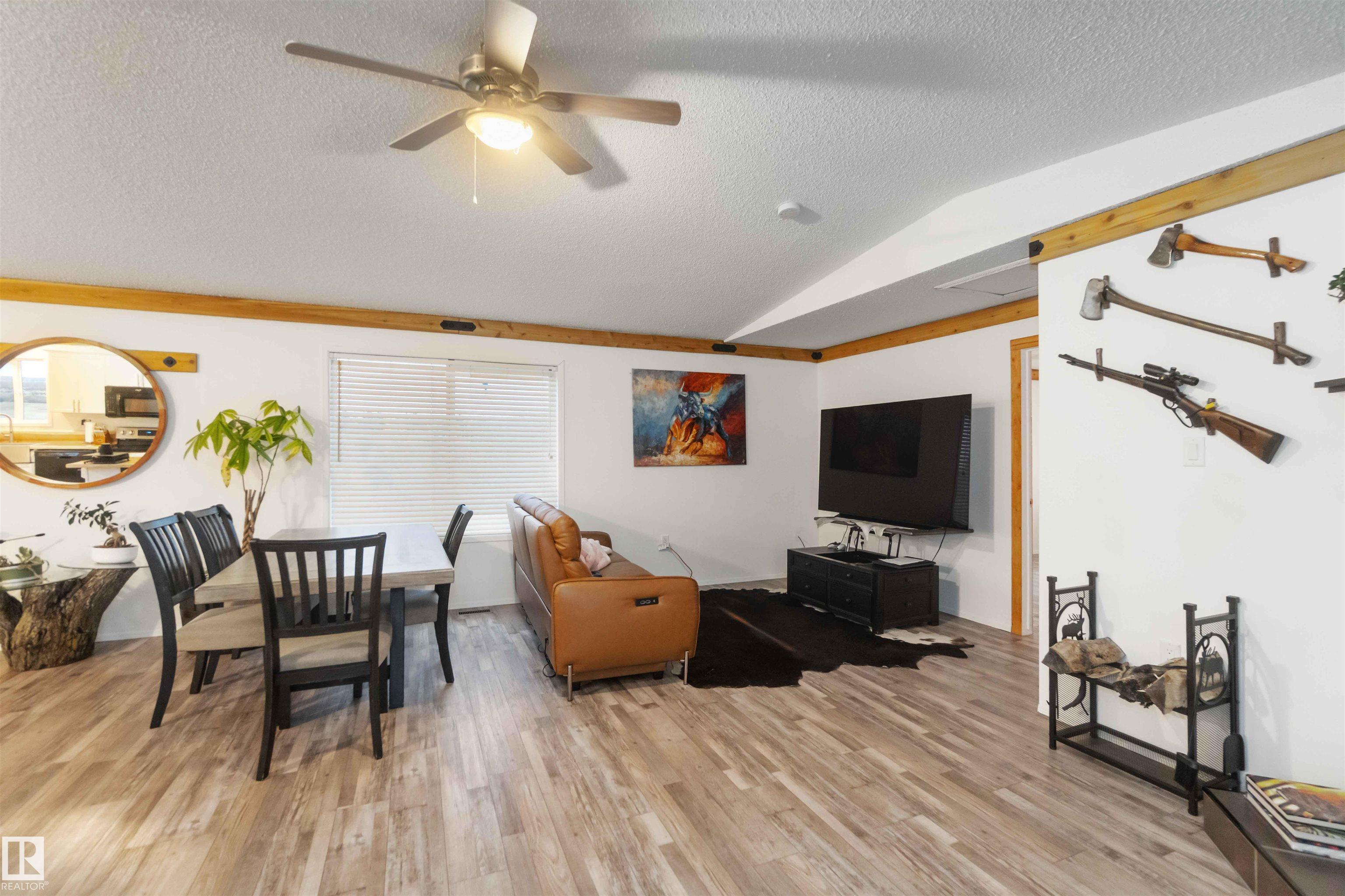 Photo 7 at 53273 Rge Road 215, None, Rural Strathcona County