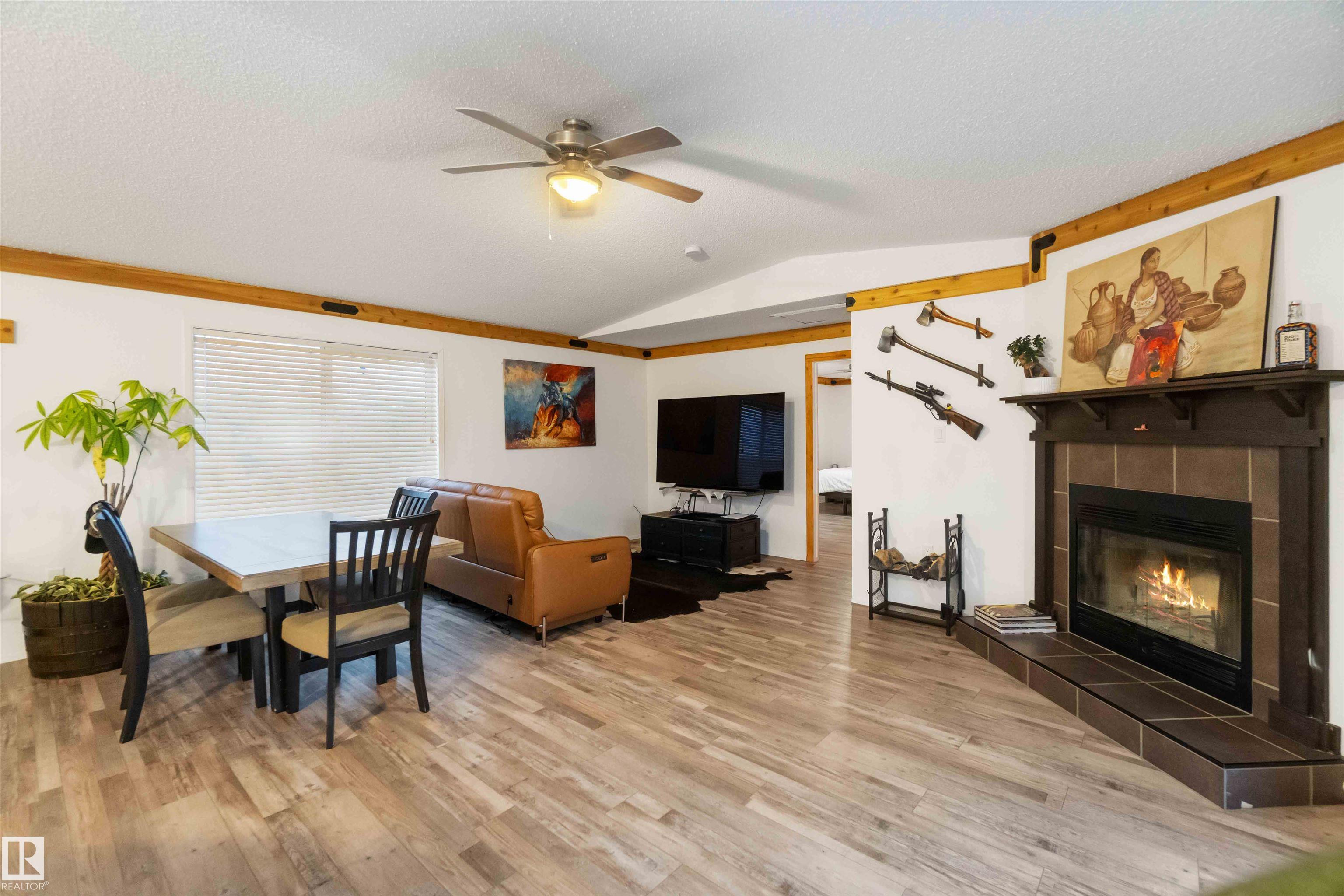 Photo 8 at 53273 Rge Road 215, None, Rural Strathcona County