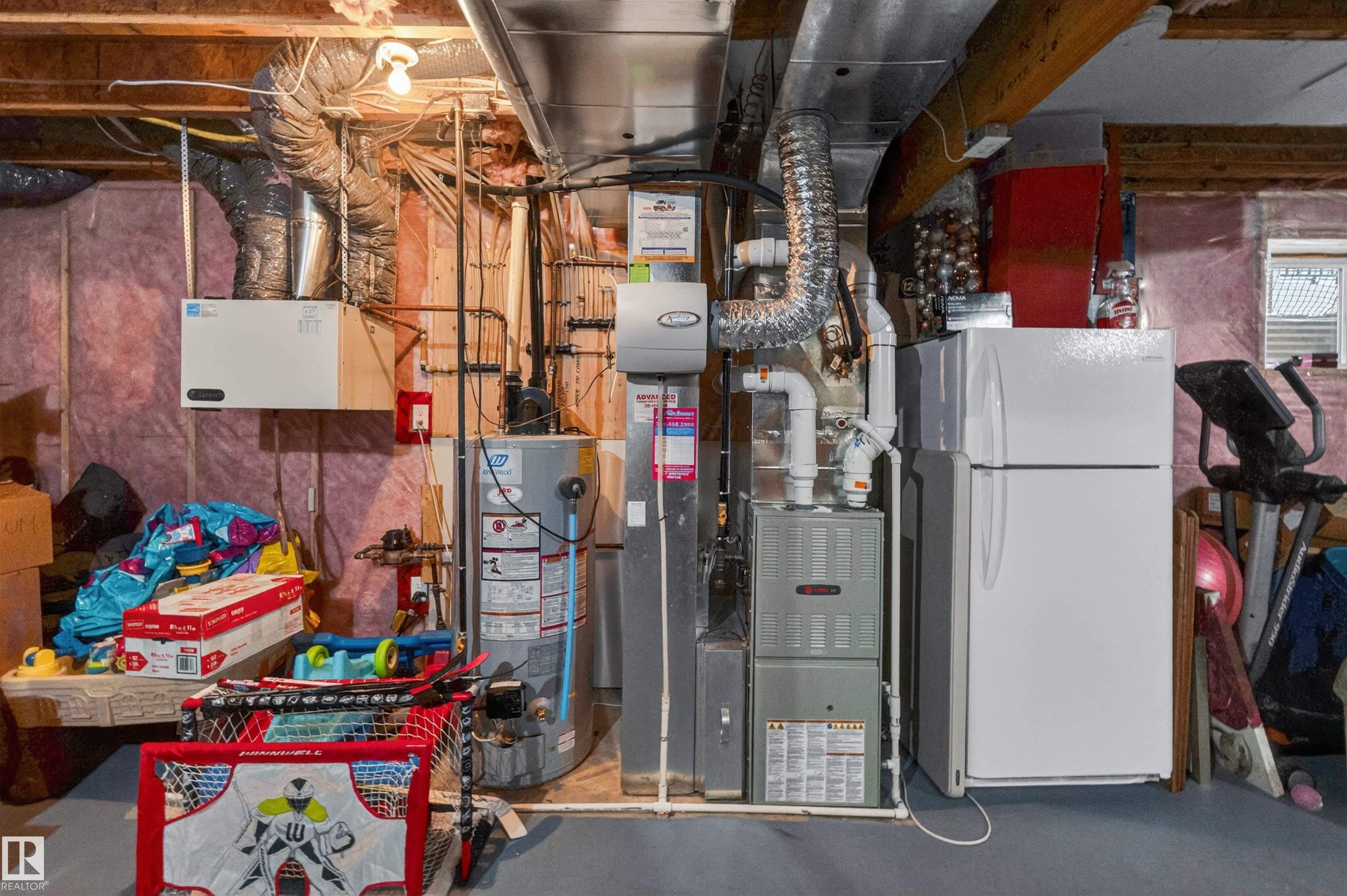 Photo 39 at 1512 152 Avenue NW, Fraser, Edmonton