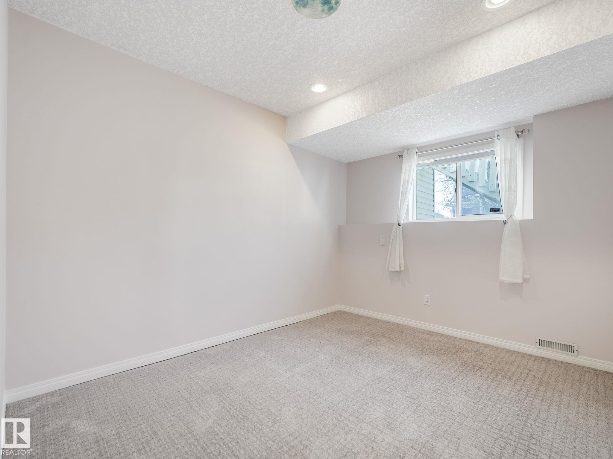 Photo 45 at 1054 Ormsby Crescent NW, Ormsby Place, Edmonton