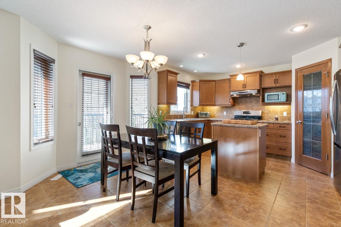 Picture for 12433 17A AV SW