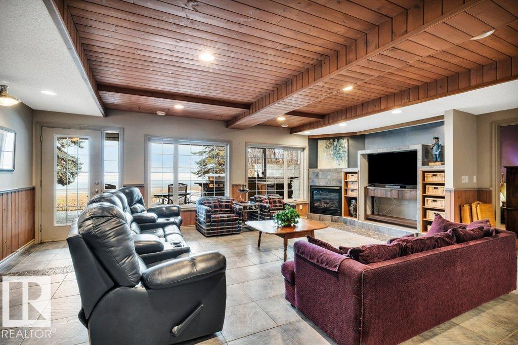 Photo 39 at 13-52427 Rge Rd 50, Gardeners Cove, Rural Parkland County