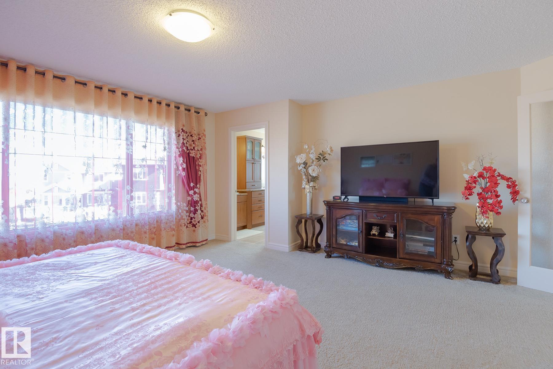 Photo 31 at 7426 Getty Way NW, Granville, Edmonton