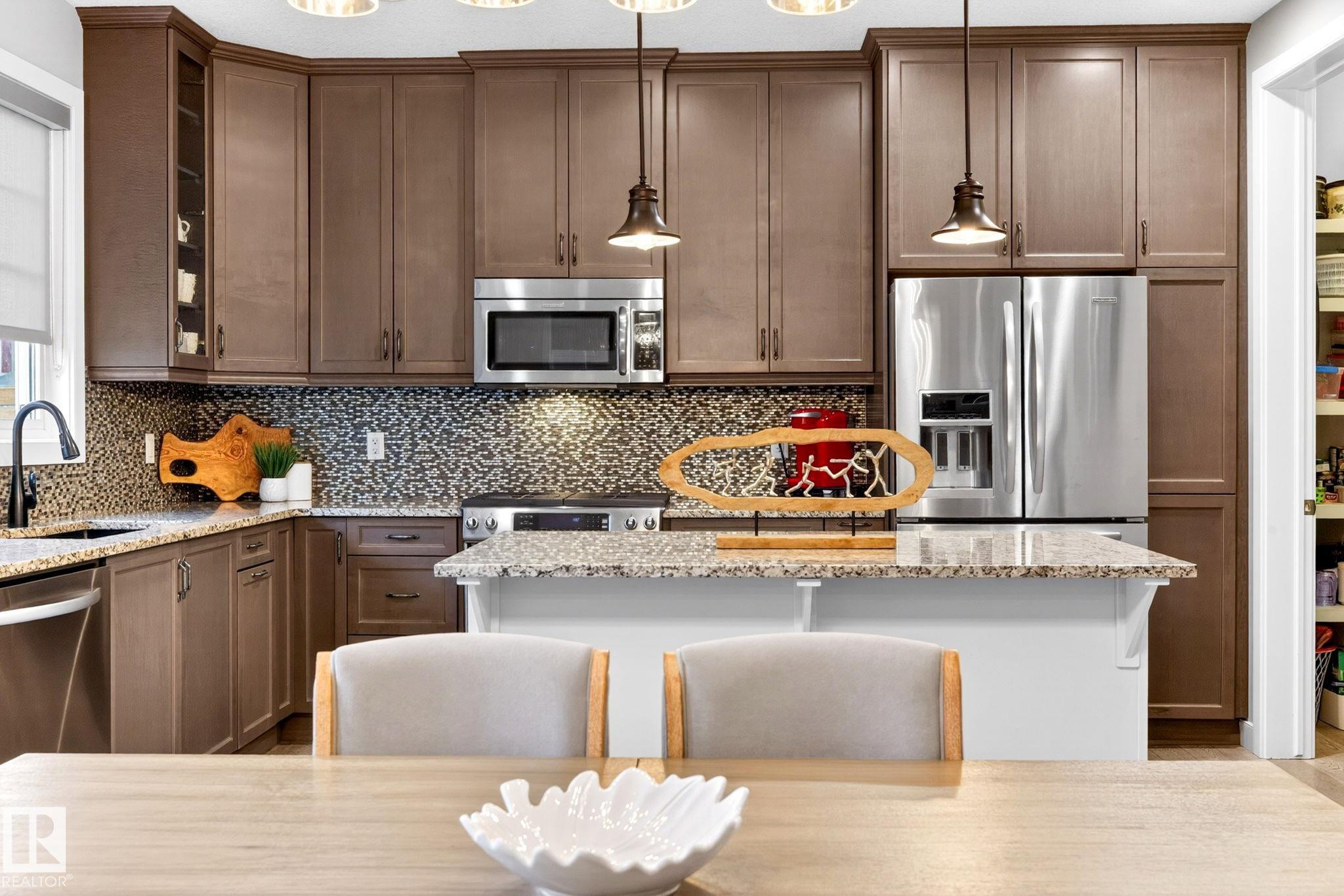 Photo 28 at 152 Rideau Crescent, Coloniale Estates, Beaumont