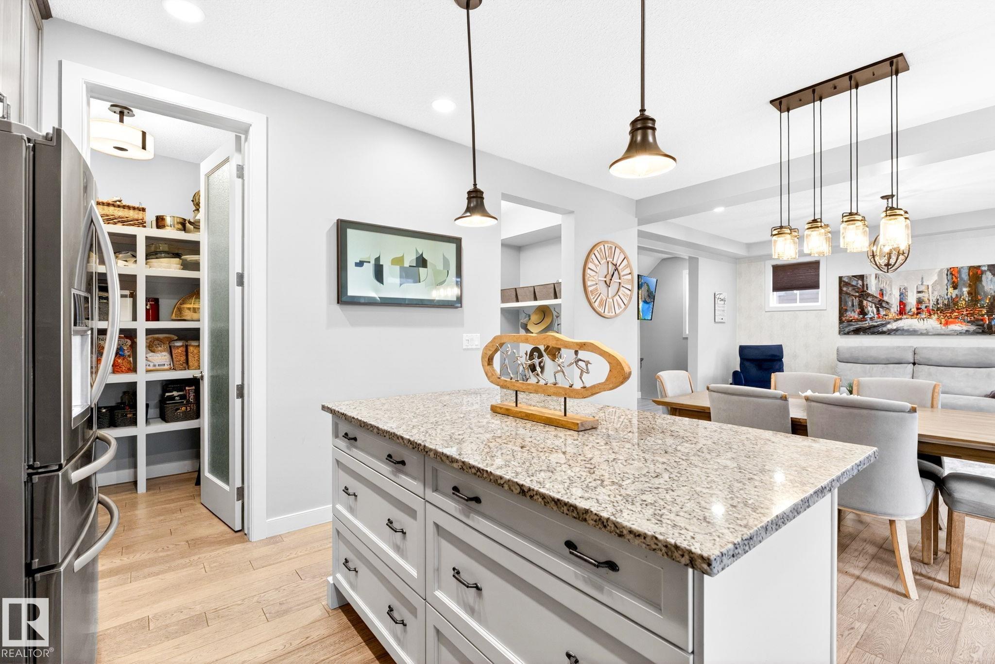 Photo 30 at 152 Rideau Crescent, Coloniale Estates, Beaumont