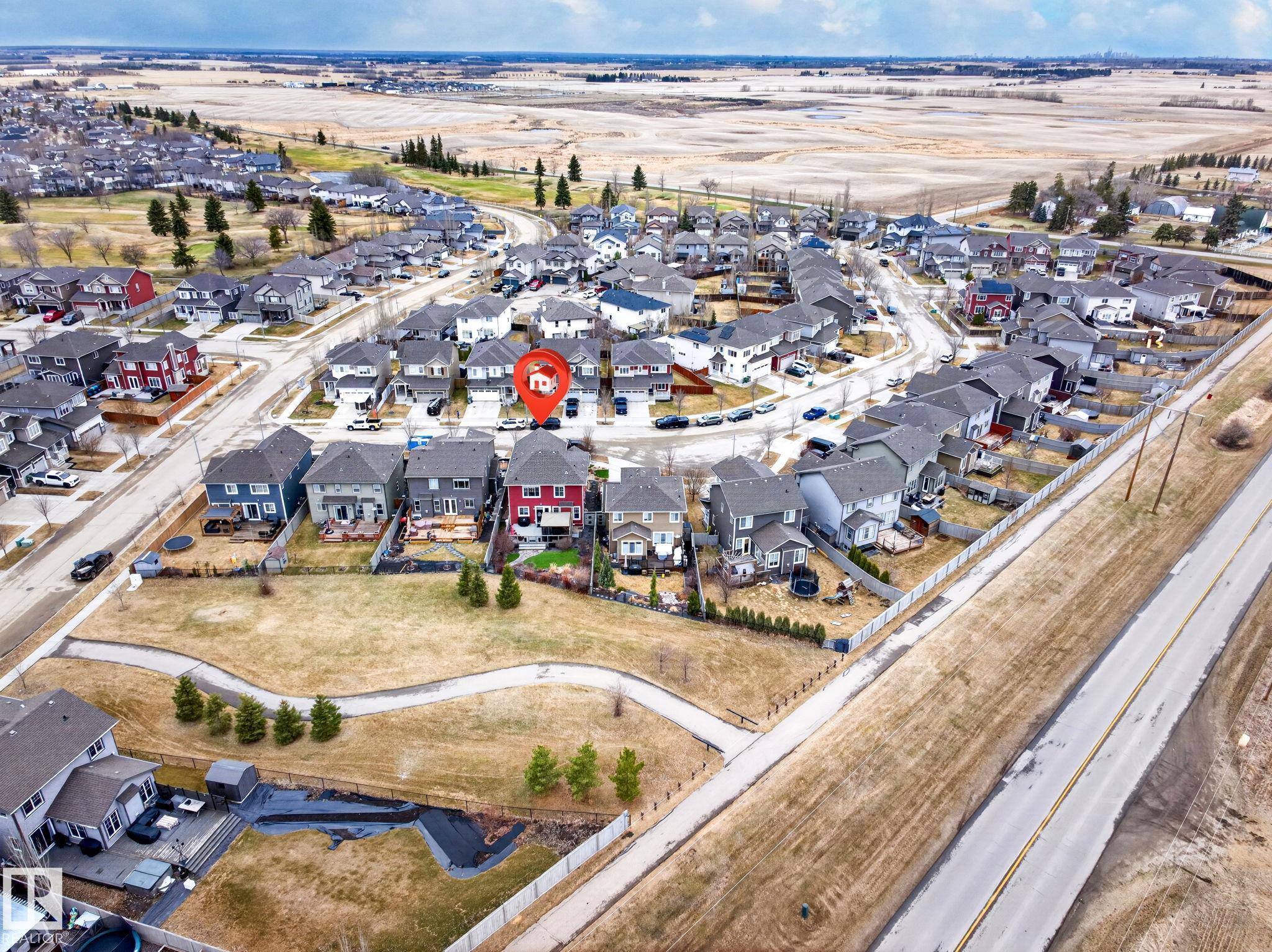 Photo 63 at 152 Rideau Crescent, Coloniale Estates, Beaumont