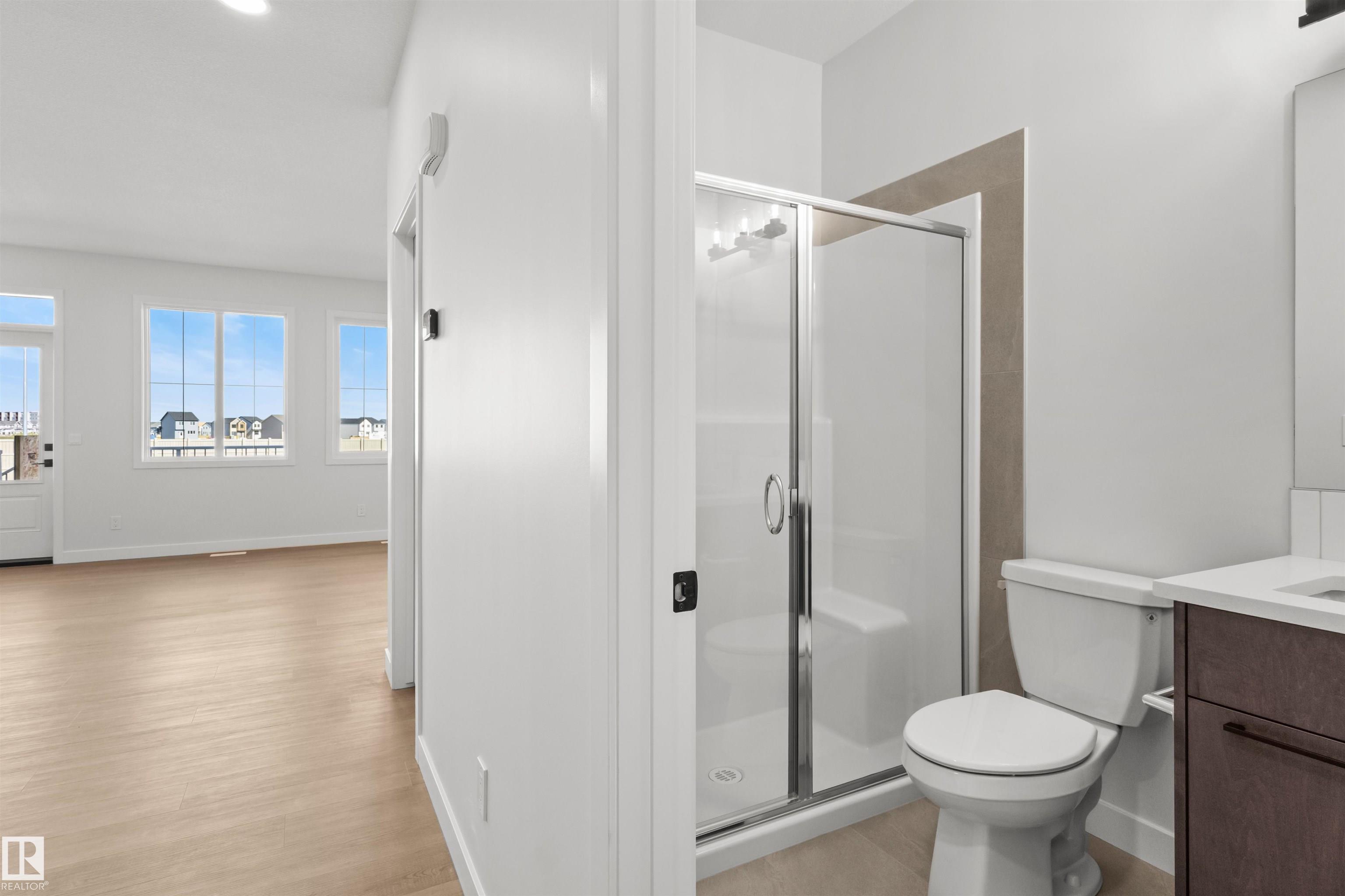 https://zimg.paragon.ice.com/ParagonImages/Property/PM/RAE/225396630/14/0/0/2e0eec905b4f383996649ccc14ce17ae/1/a5905a0b2ca5b235afac45f39690e1ef/225396630-e06be386-fe58-4236-93f9-cb35e5e7f739.JPG