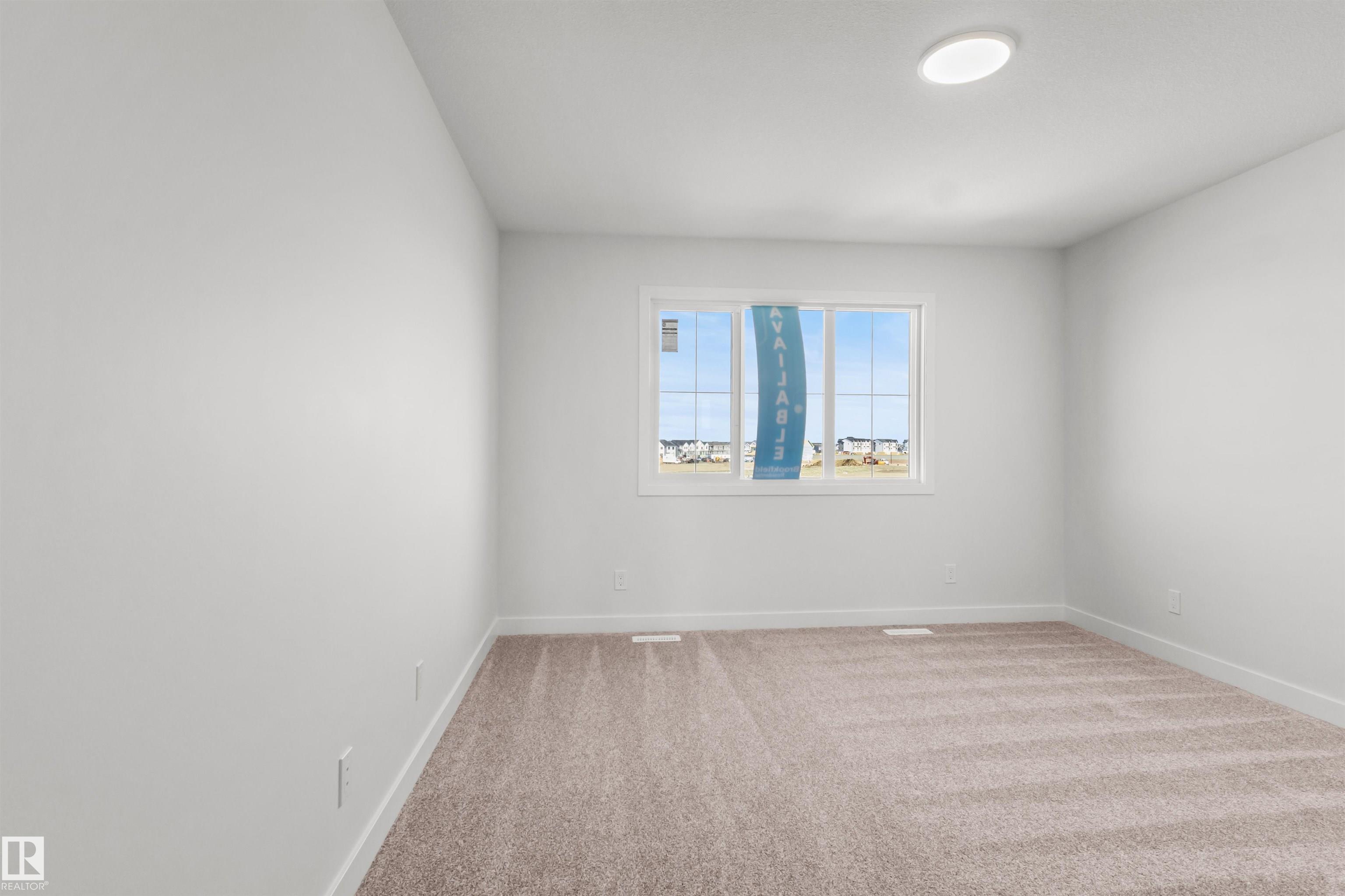 https://zimg.paragon.ice.com/ParagonImages/Property/PM/RAE/225396630/24/0/0/28e9cfa1ceec062d0ec83aa79d729ef4/1/a5905a0b2ca5b235afac45f39690e1ef/225396630-63a867ae-2301-44ee-ab56-62da6719de6e.JPG