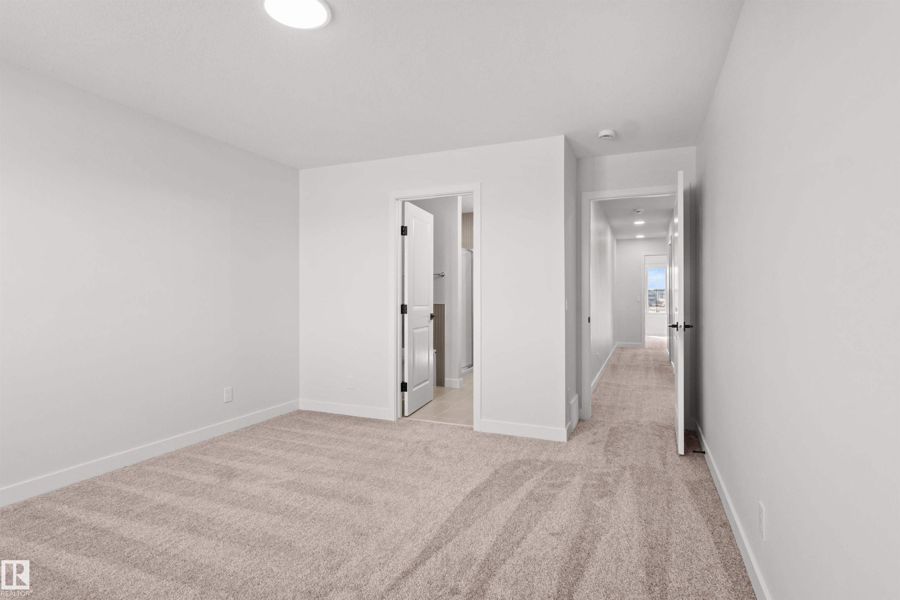 https://zimg.paragon.ice.com/ParagonImages/Property/PM/RAE/225396630/29/0/0/aa40eb2466d13a7cca85c1699b80b604/1/a5905a0b2ca5b235afac45f39690e1ef/225396630-7fac61d3-08d0-49e1-a07f-5d45caca699c.JPG
