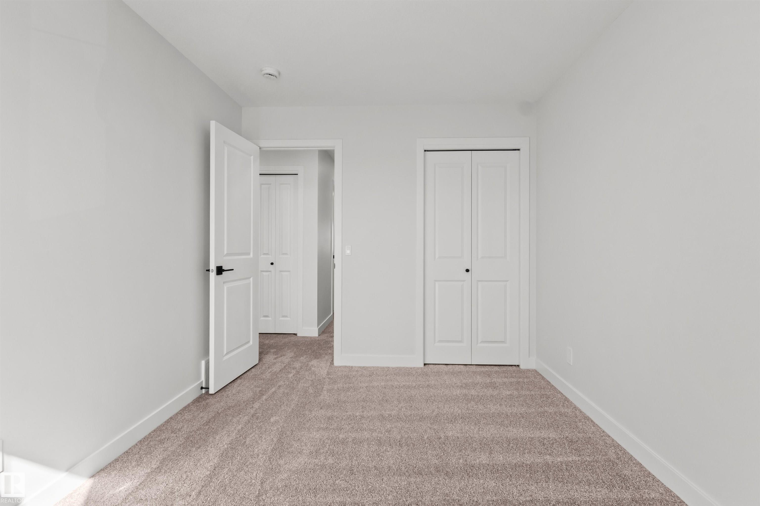 https://zimg.paragon.ice.com/ParagonImages/Property/PM/RAE/225396630/38/0/0/81d91a4e0a78f23507e5bbf4da202afe/1/a5905a0b2ca5b235afac45f39690e1ef/225396630-76aa8f5a-8c50-4305-a73f-ef48649d3125.JPG