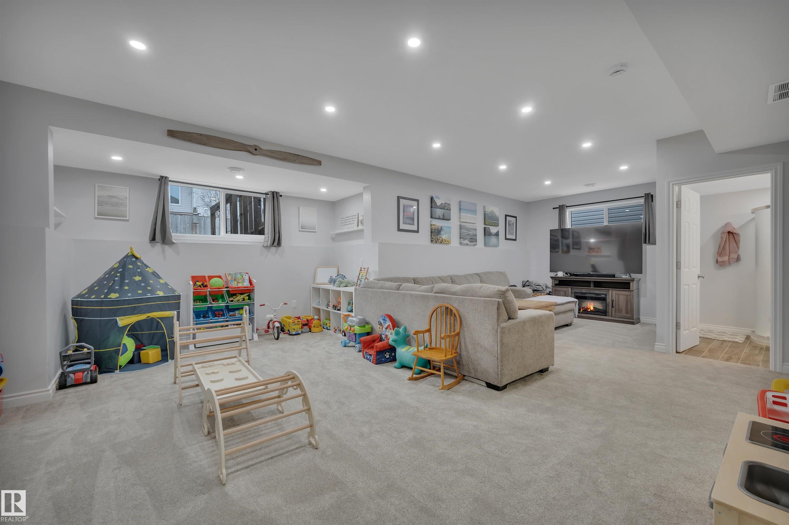 Photo 19 at 8406 96 Street, Morinville