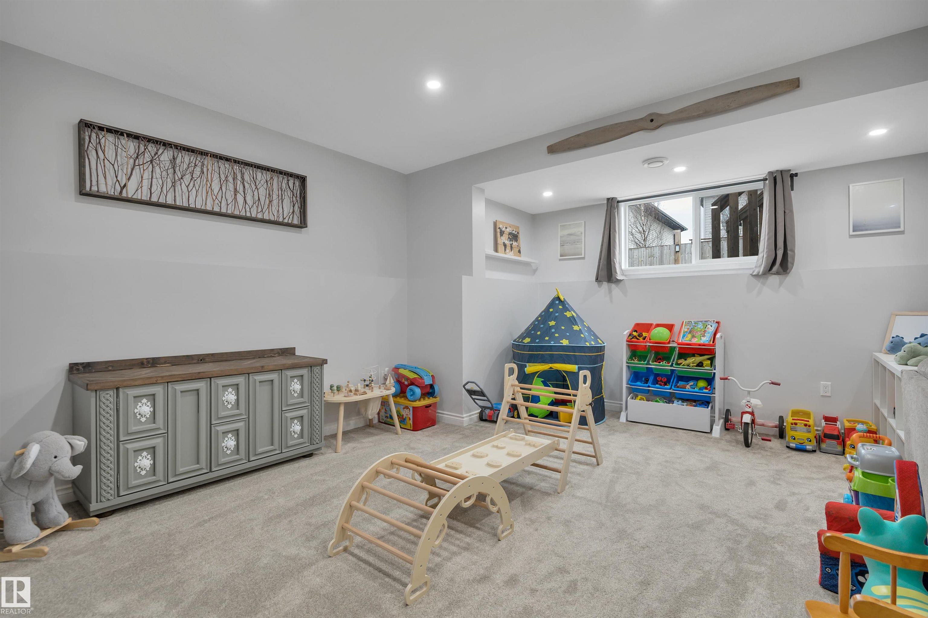 Photo 22 at 8406 96 Street, Morinville