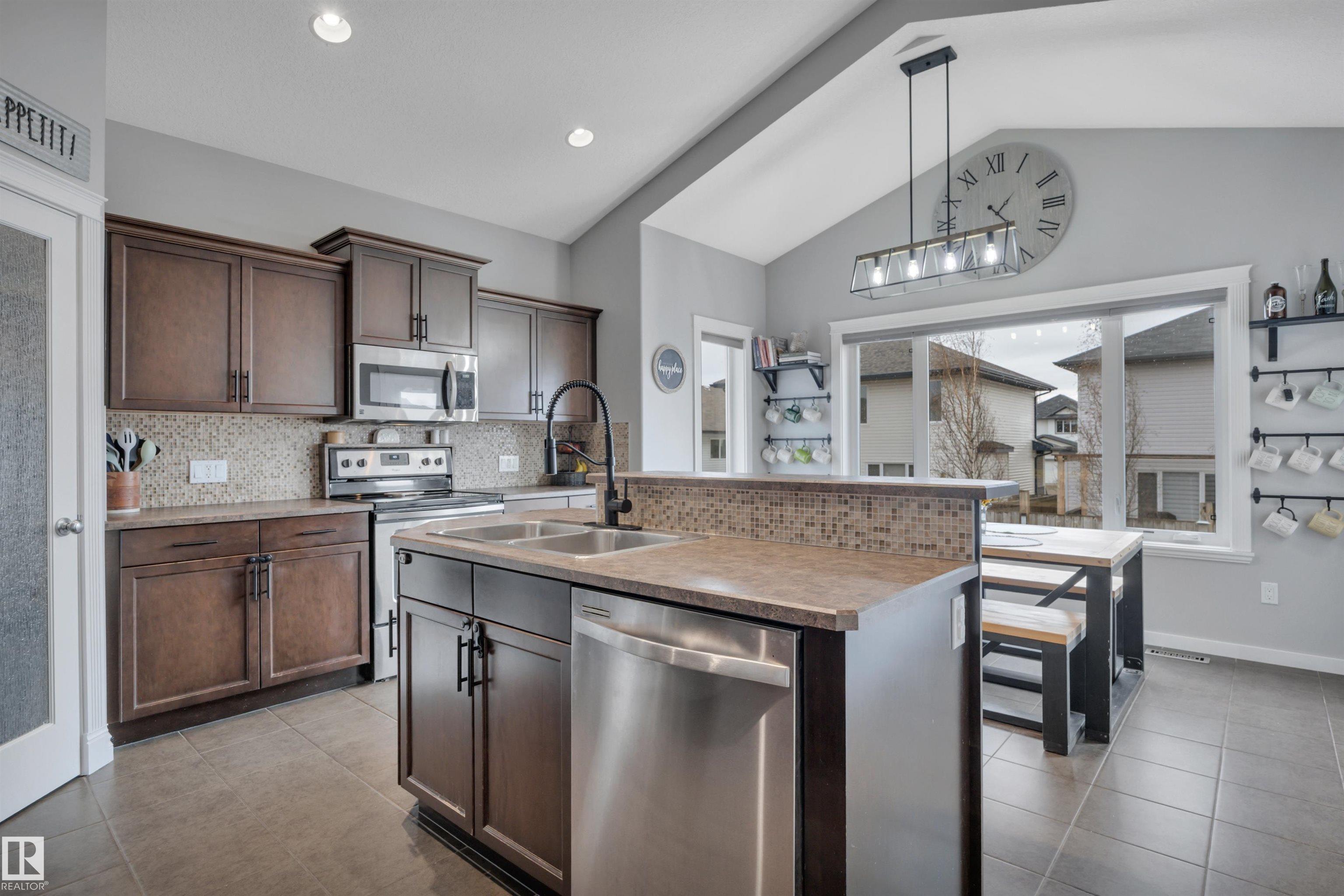 Photo 6 at 8406 96 Street, Morinville