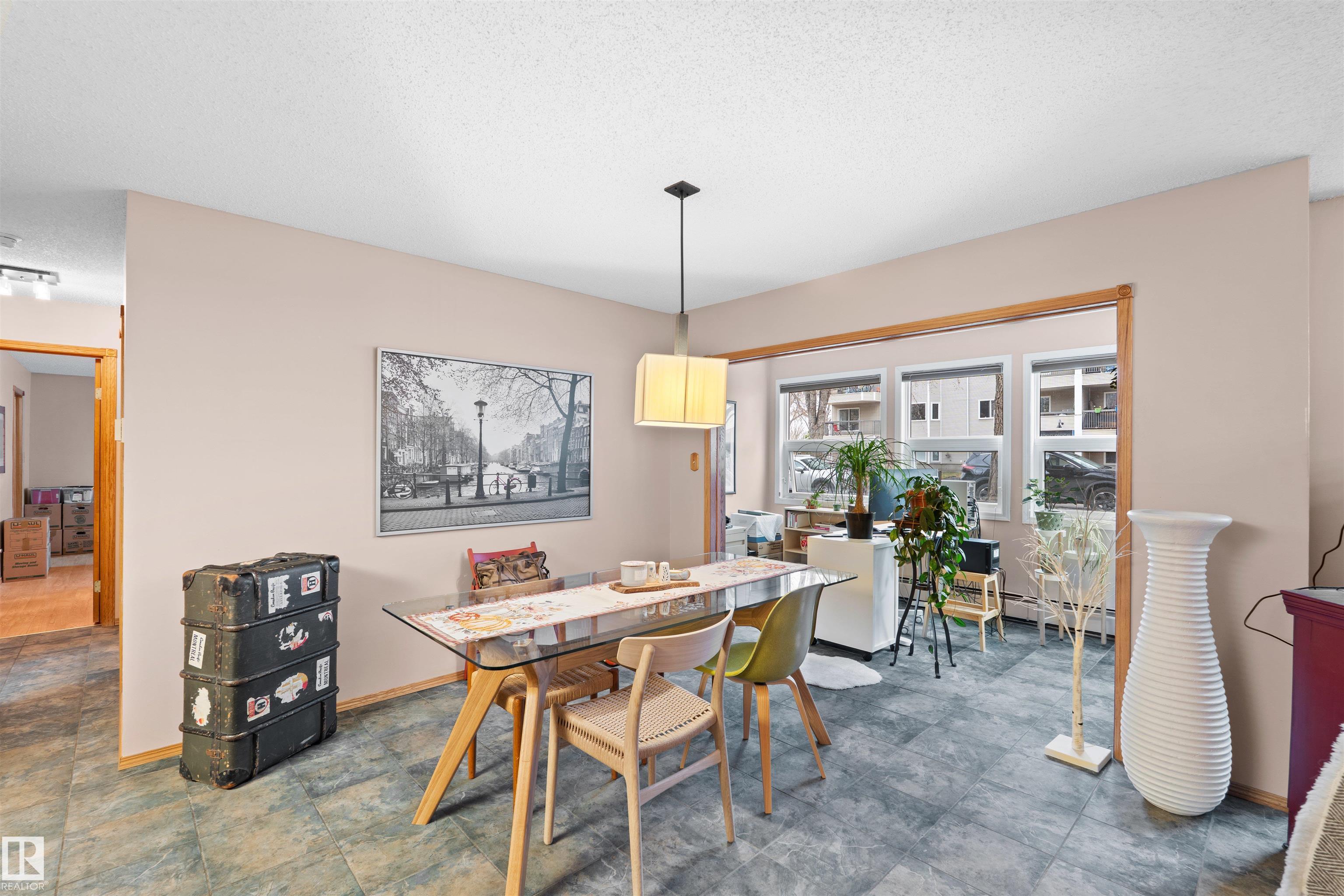 Picture for #11 10172 118 ST NW