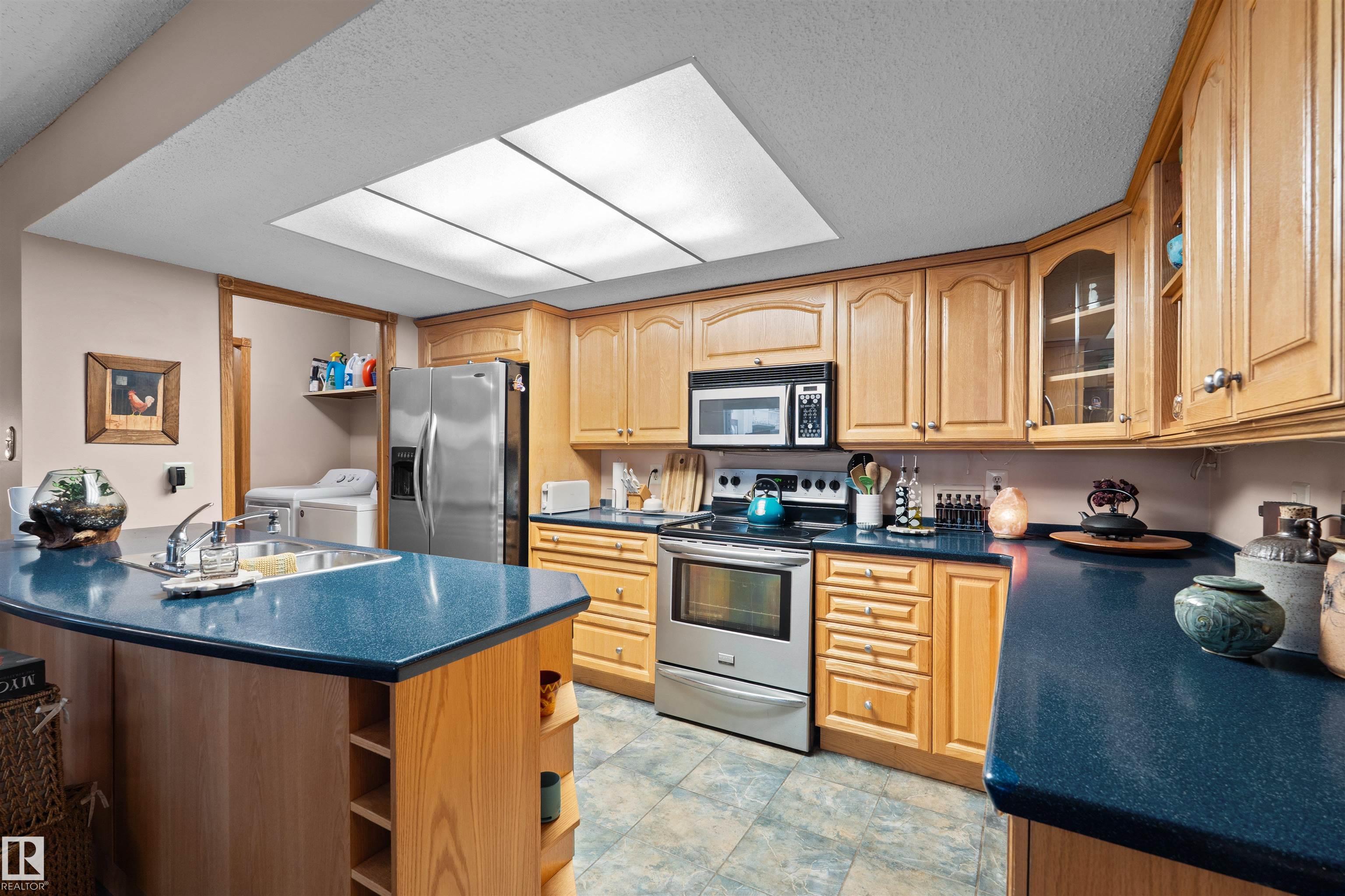 Picture for #11 10172 118 ST NW