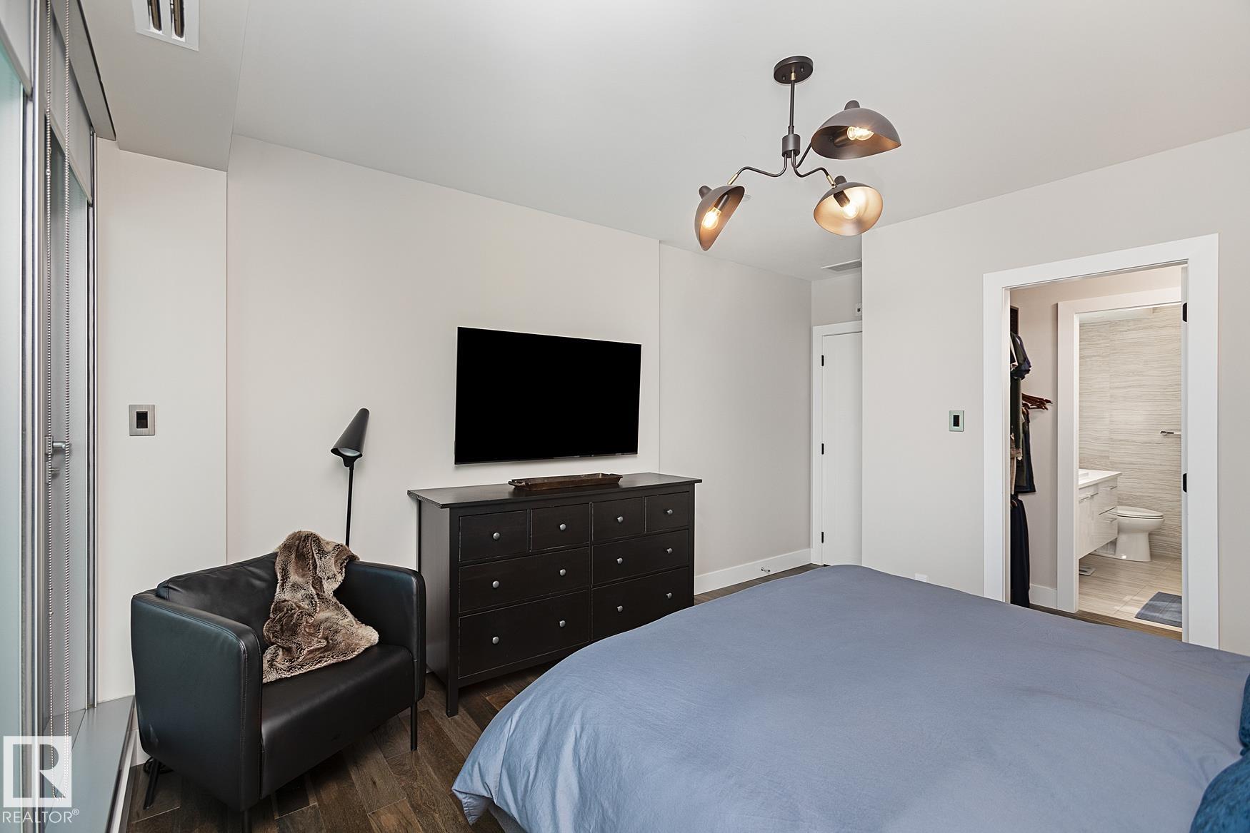 Photo 32 at 501 - 11969 Jasper Avenue NW, Wîhkwêntôwin, Edmonton