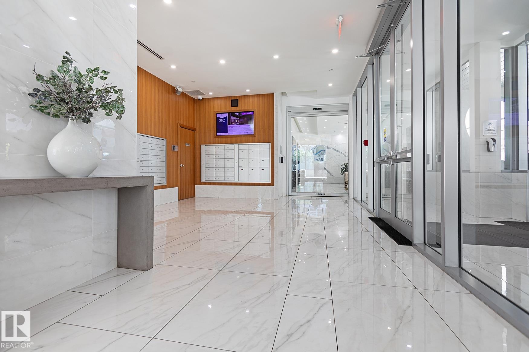 Photo 7 at 501 - 11969 Jasper Avenue NW, Wîhkwêntôwin, Edmonton