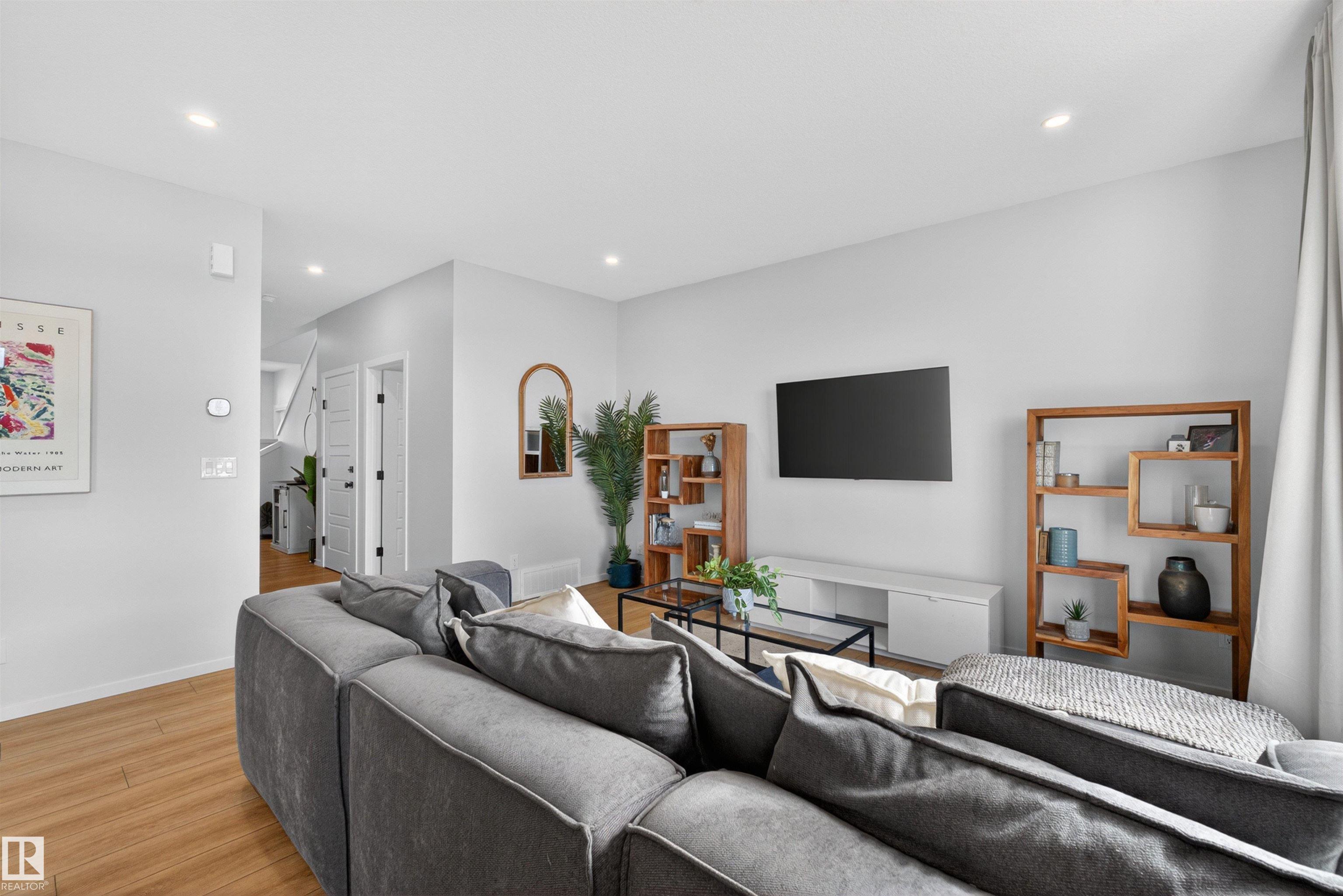 Photo 11 at 1023 Wolf Willow Way, Hearthstone, Sherwood Park