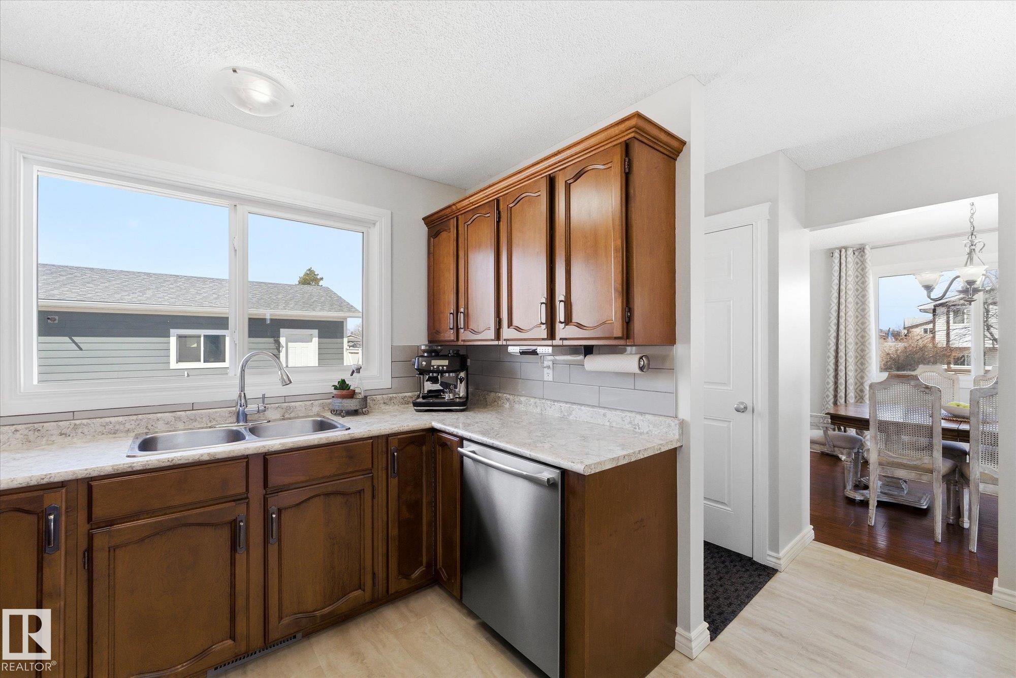 Photo 18 at 9522 95 Street, Morinville