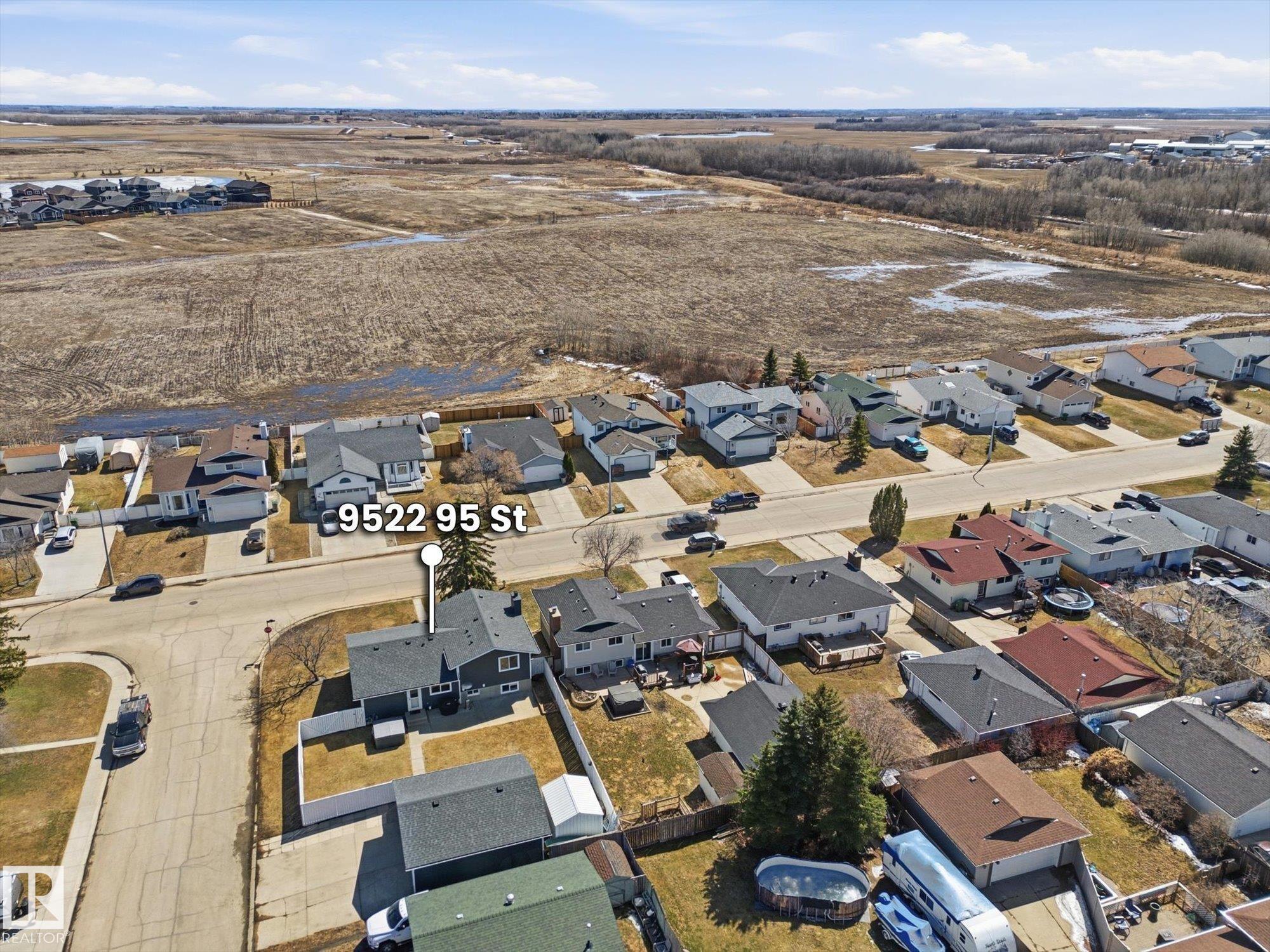 9522 95 Street, Morinville