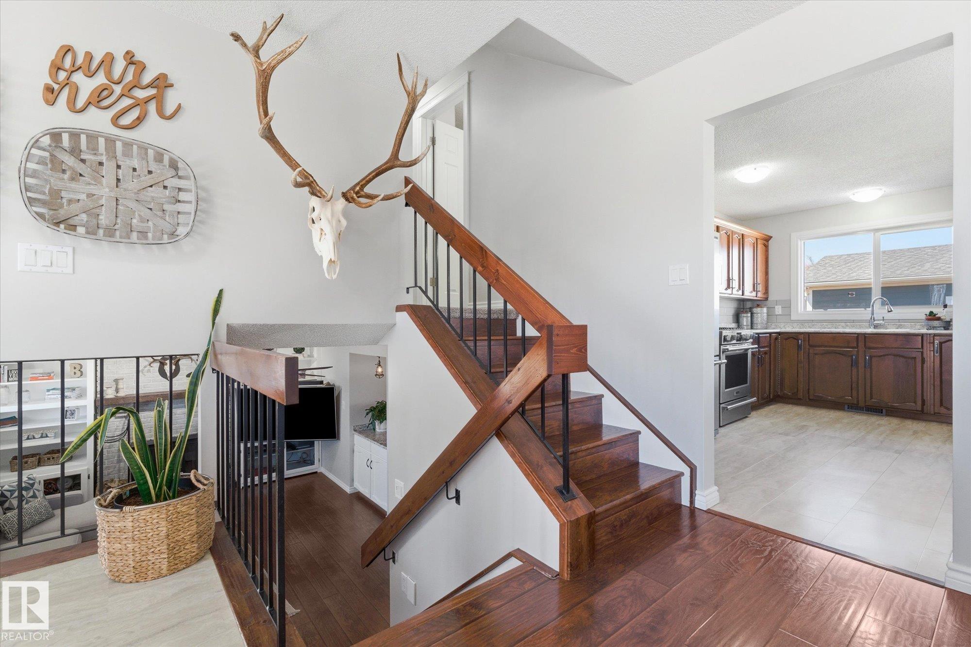 Photo 32 at 9522 95 Street, Morinville