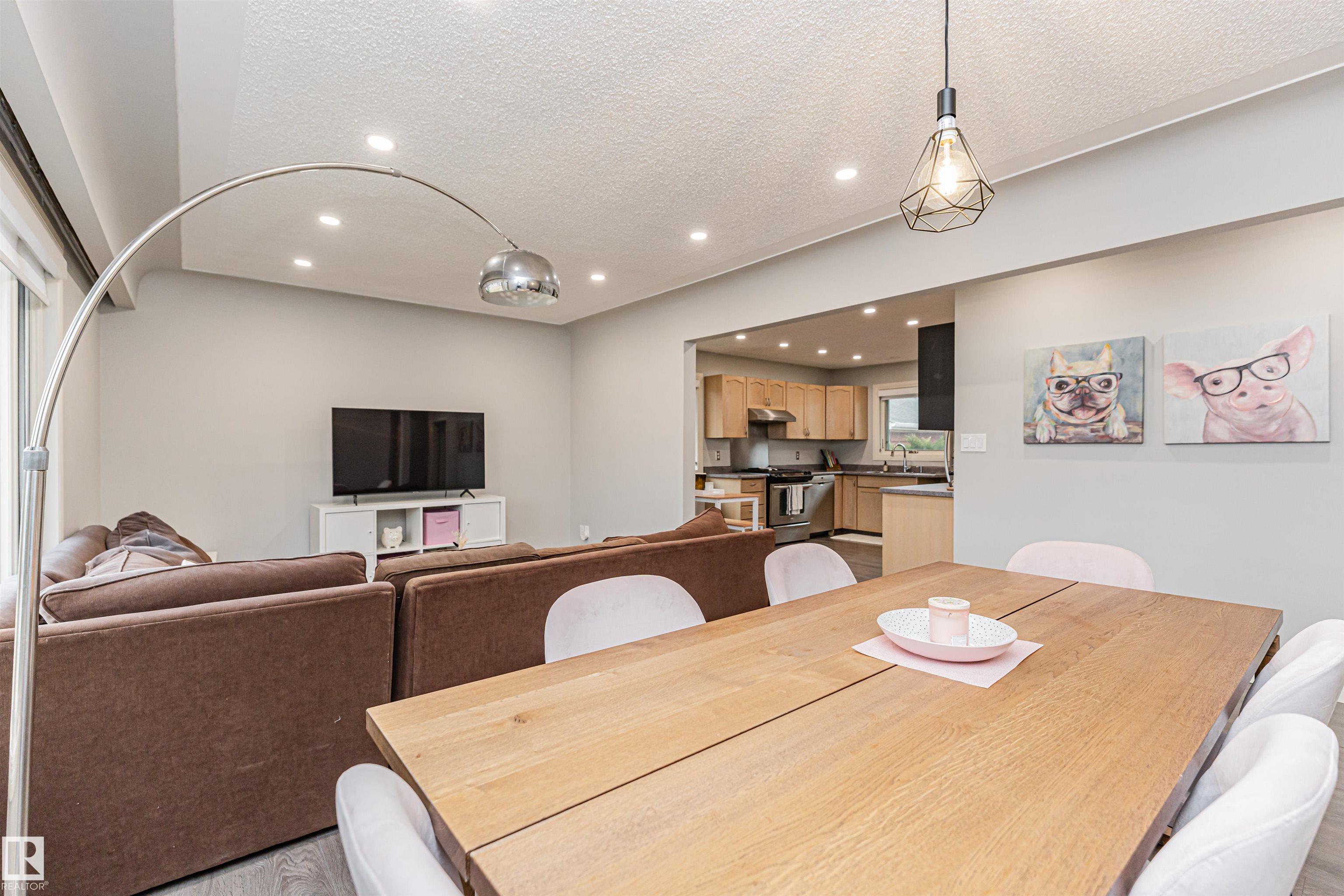 Photo 11 at 10736 148 Street NW, McQueen, Edmonton