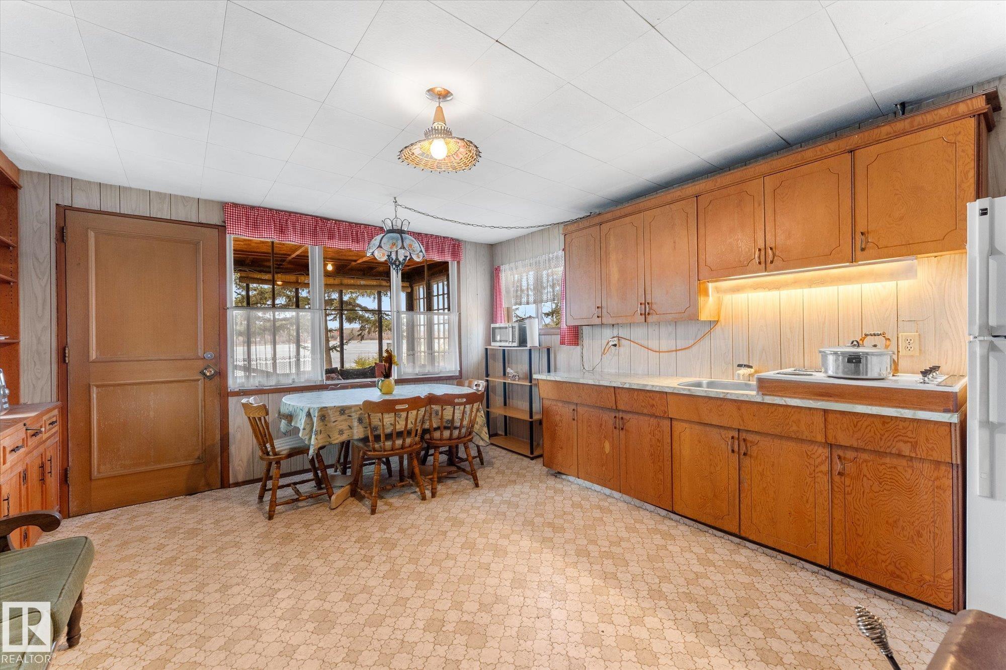 Photo 10 at 63 - 2304 Twp Road 522, Weekend Estates, Rural Parkland County