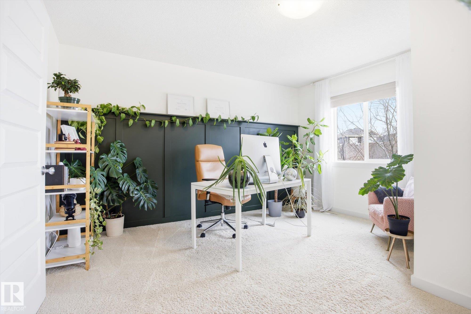 https://zimg.paragon.ice.com/ParagonImages/Property/PM/RAE/225396659/23/0/0/b1ecaae3a4da91c7c4dabd4ea8a999f8/1/1f9be3e41e599cf7ddb7e281463d7403/225396659-a4a9748f-1e5d-481b-9cf7-3fe10c914d14.JPG