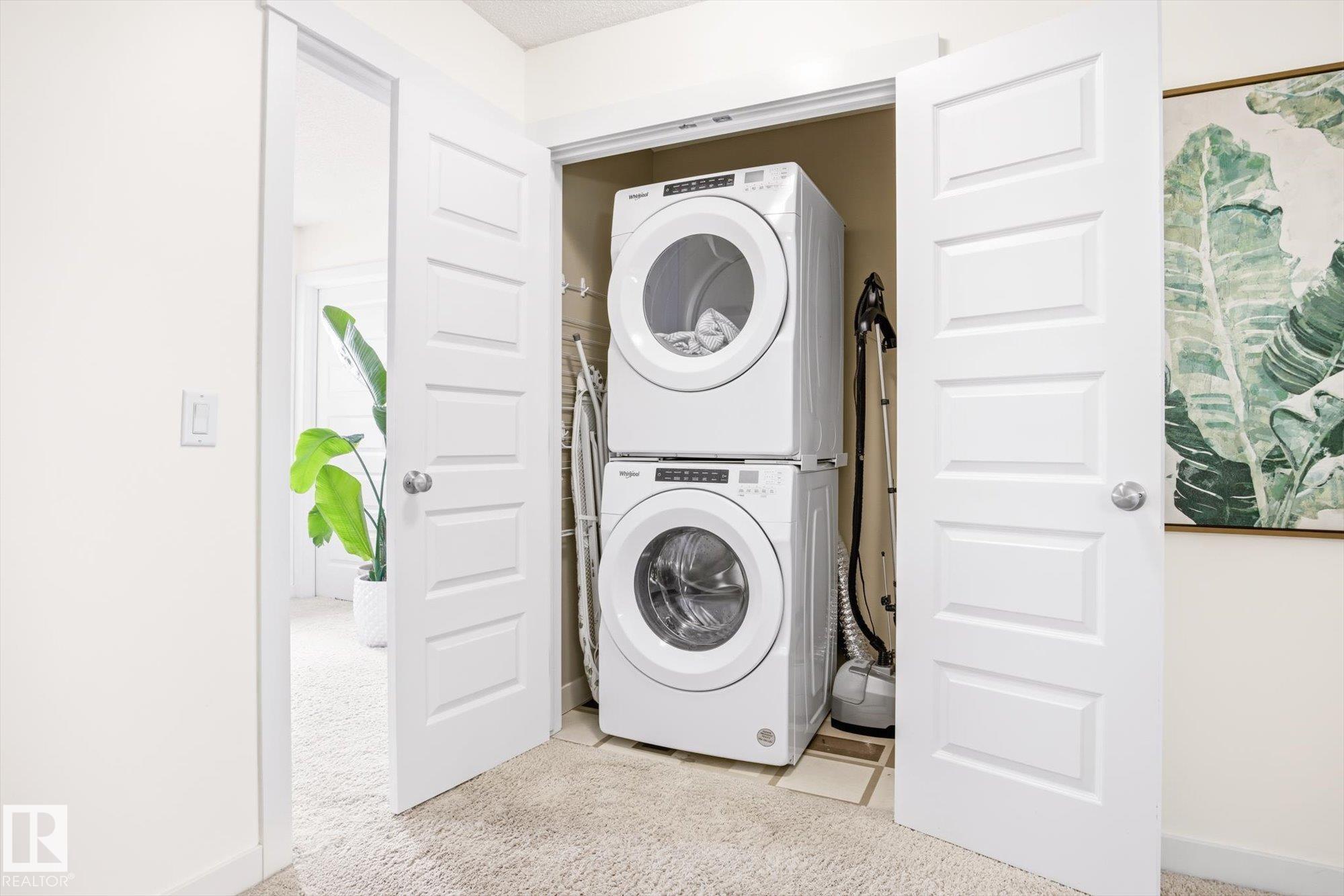 https://zimg.paragon.ice.com/ParagonImages/Property/PM/RAE/225396659/26/0/0/654cb79de4789029e3166da0224965d3/1/1f9be3e41e599cf7ddb7e281463d7403/225396659-2795ef9d-9673-447e-93ce-56869eb5ff4d.JPG