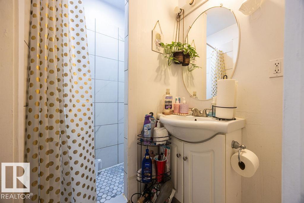 Photo 16 at 12824 123 Street NW, Calder, Edmonton