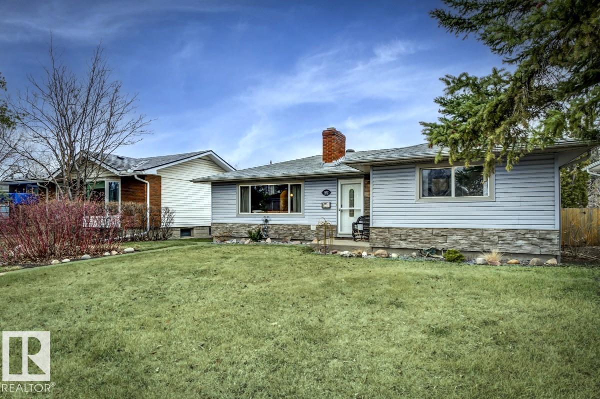 16012 88 Avenue NW, Meadowlark Park, Edmonton