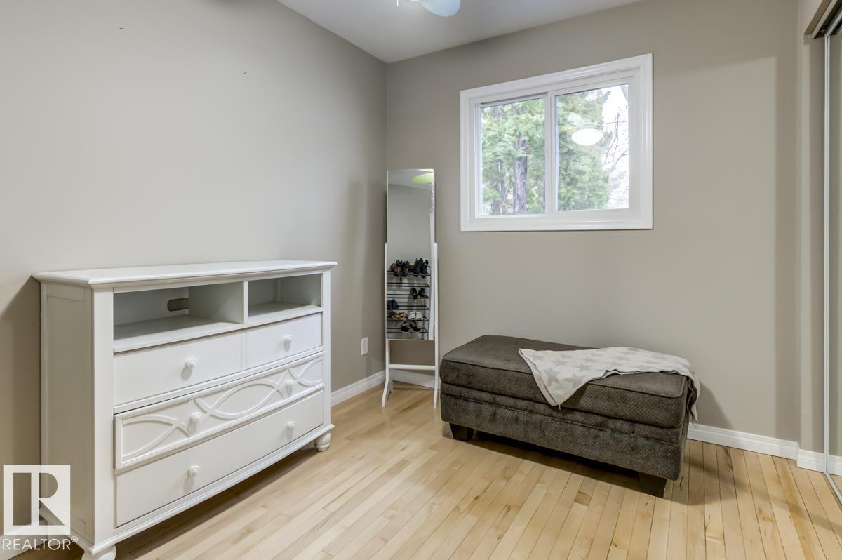 Photo 33 at 16012 88 Avenue NW, Meadowlark Park, Edmonton