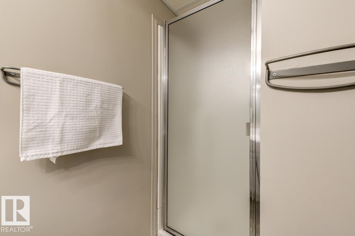 Photo 45 at 16012 88 Avenue NW, Meadowlark Park, Edmonton