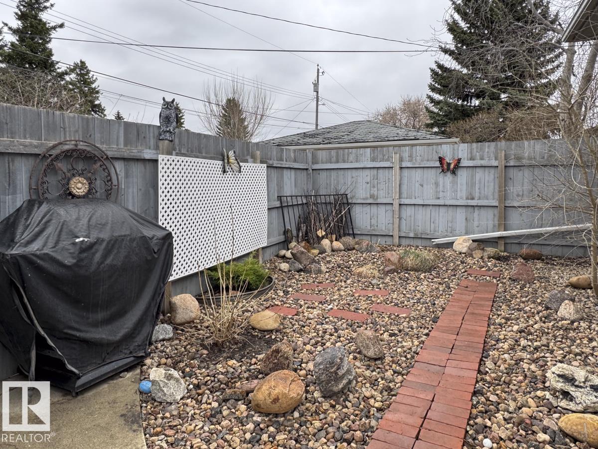 Photo 51 at 16012 88 Avenue NW, Meadowlark Park, Edmonton