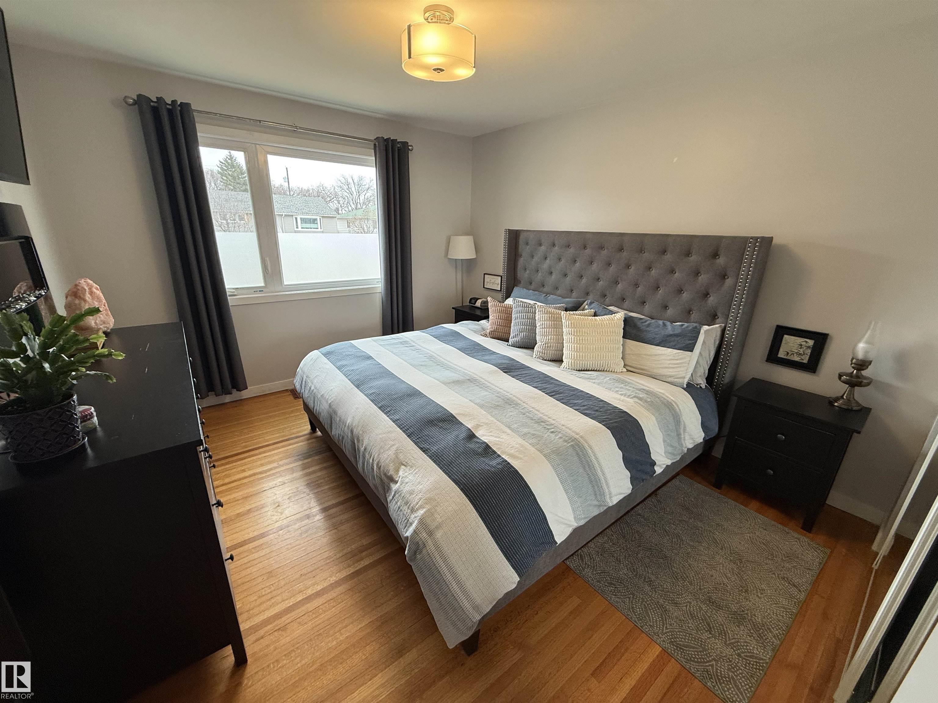 Photo 13 at 11948 132 Street NW, Sherbrooke, Edmonton