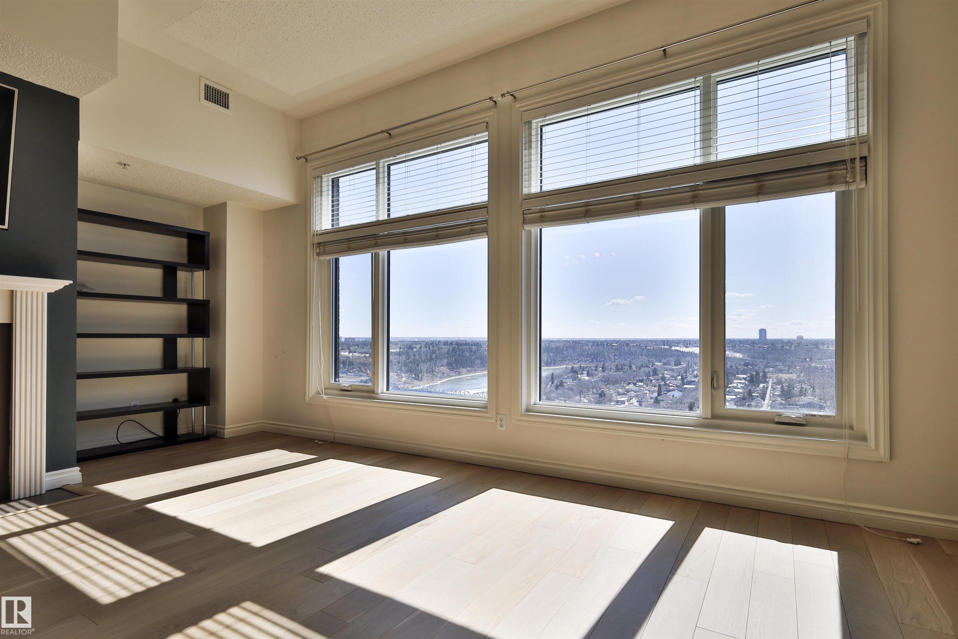 Picture for #906 9020 JASPER AV NW