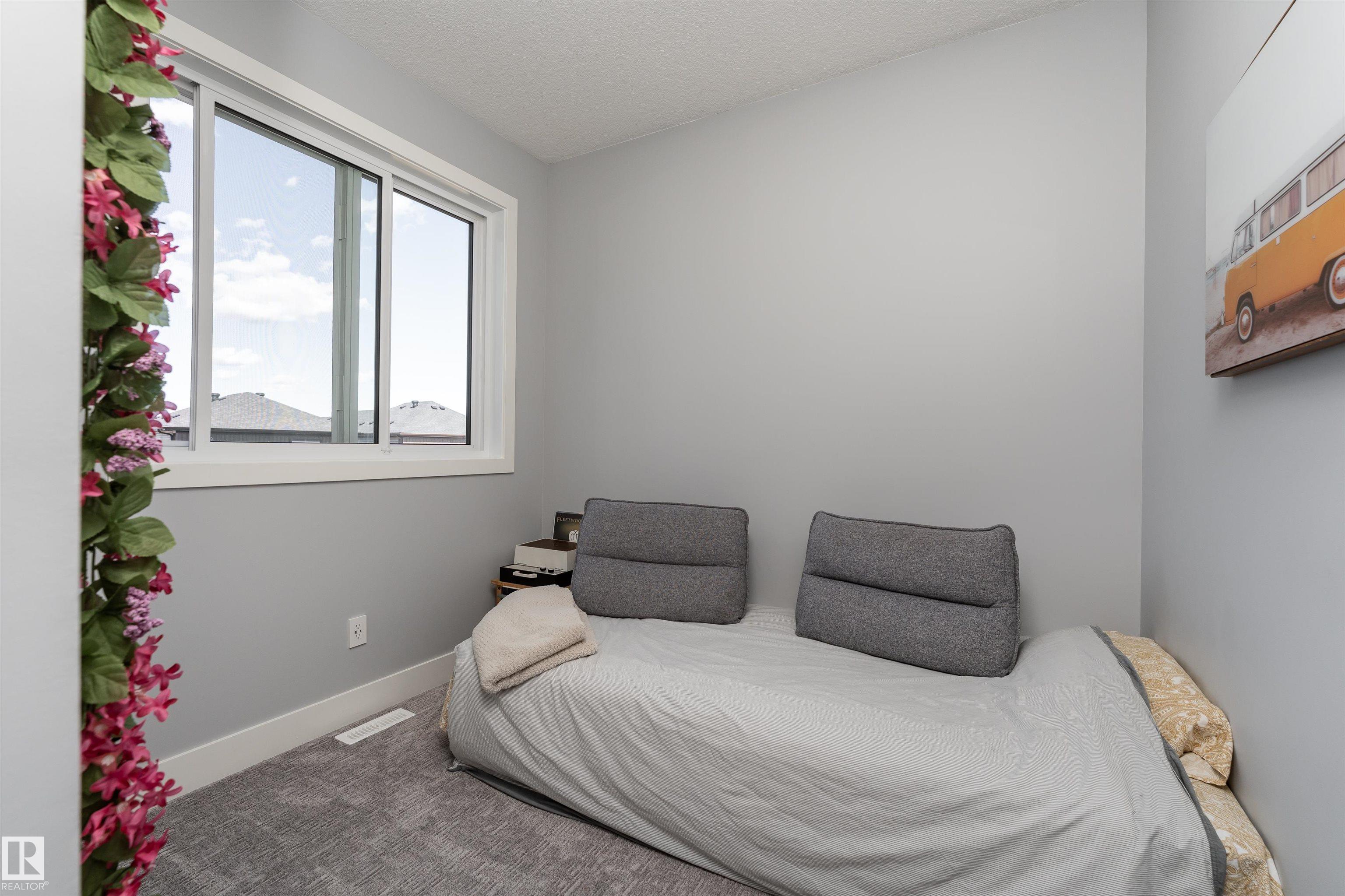 Photo 23 at 18 Kiwyck Link, Fenwyck, Spruce Grove