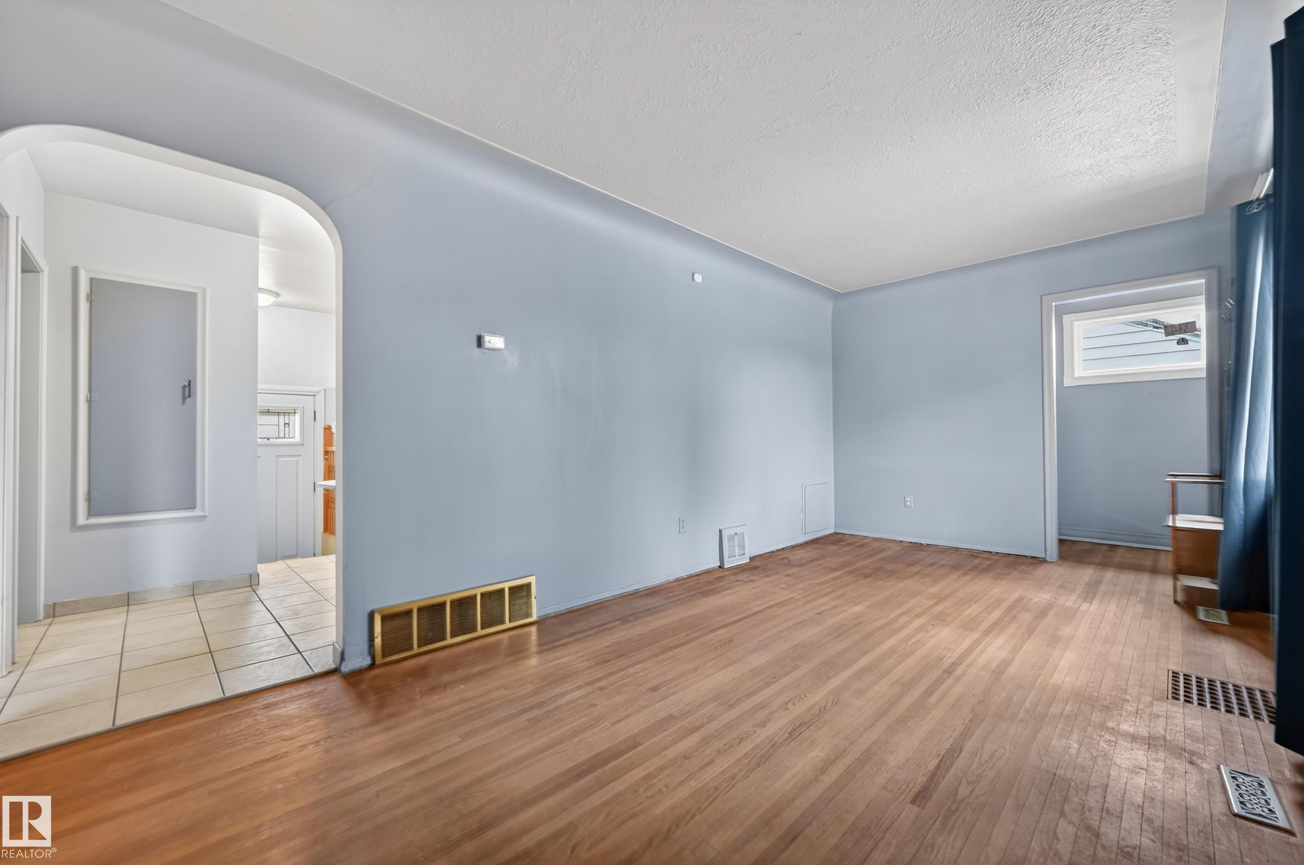 Photo 13 at 12319 102 Street NW, Westwood, Edmonton