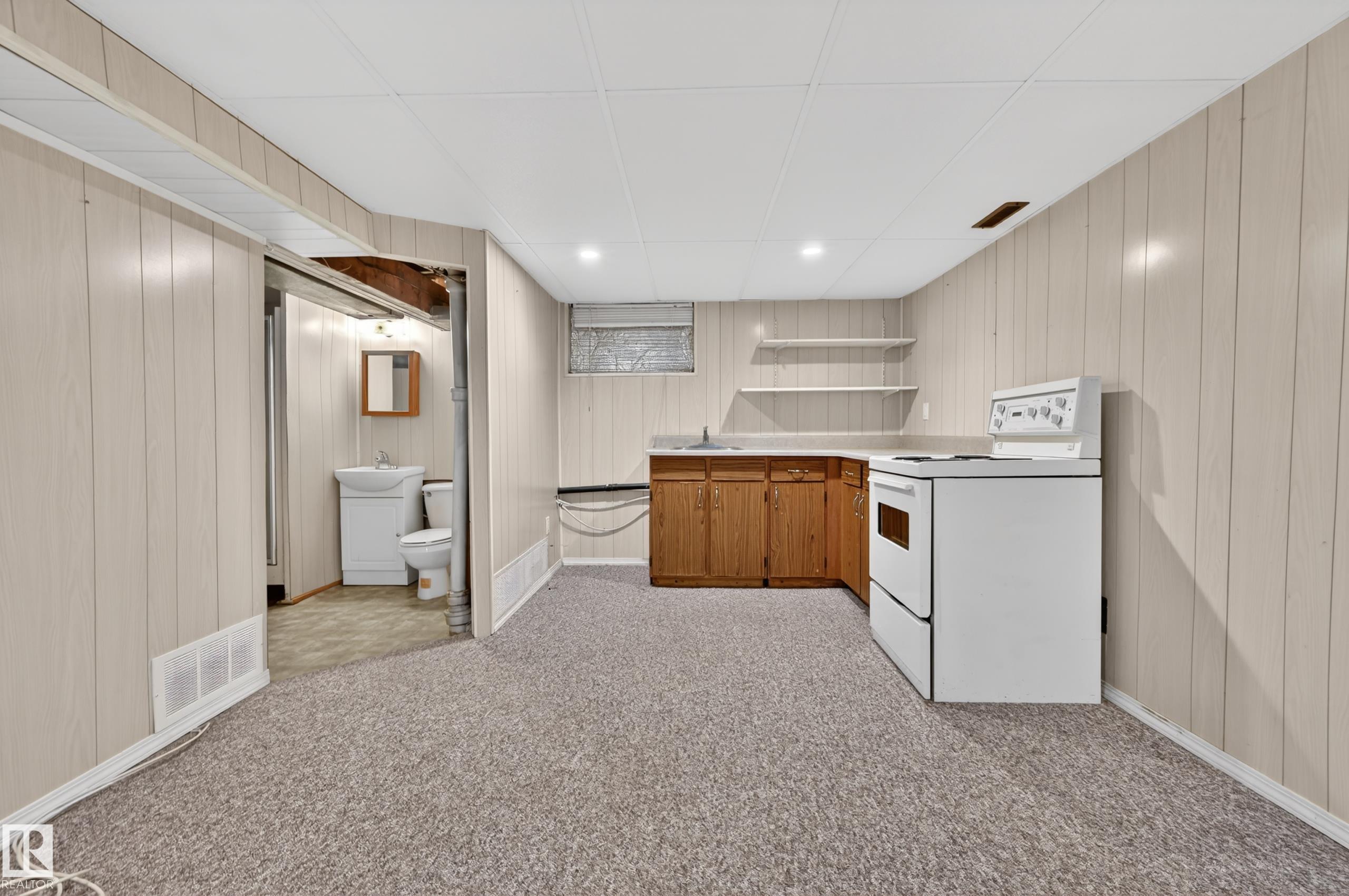 Photo 15 at 12319 102 Street NW, Westwood, Edmonton