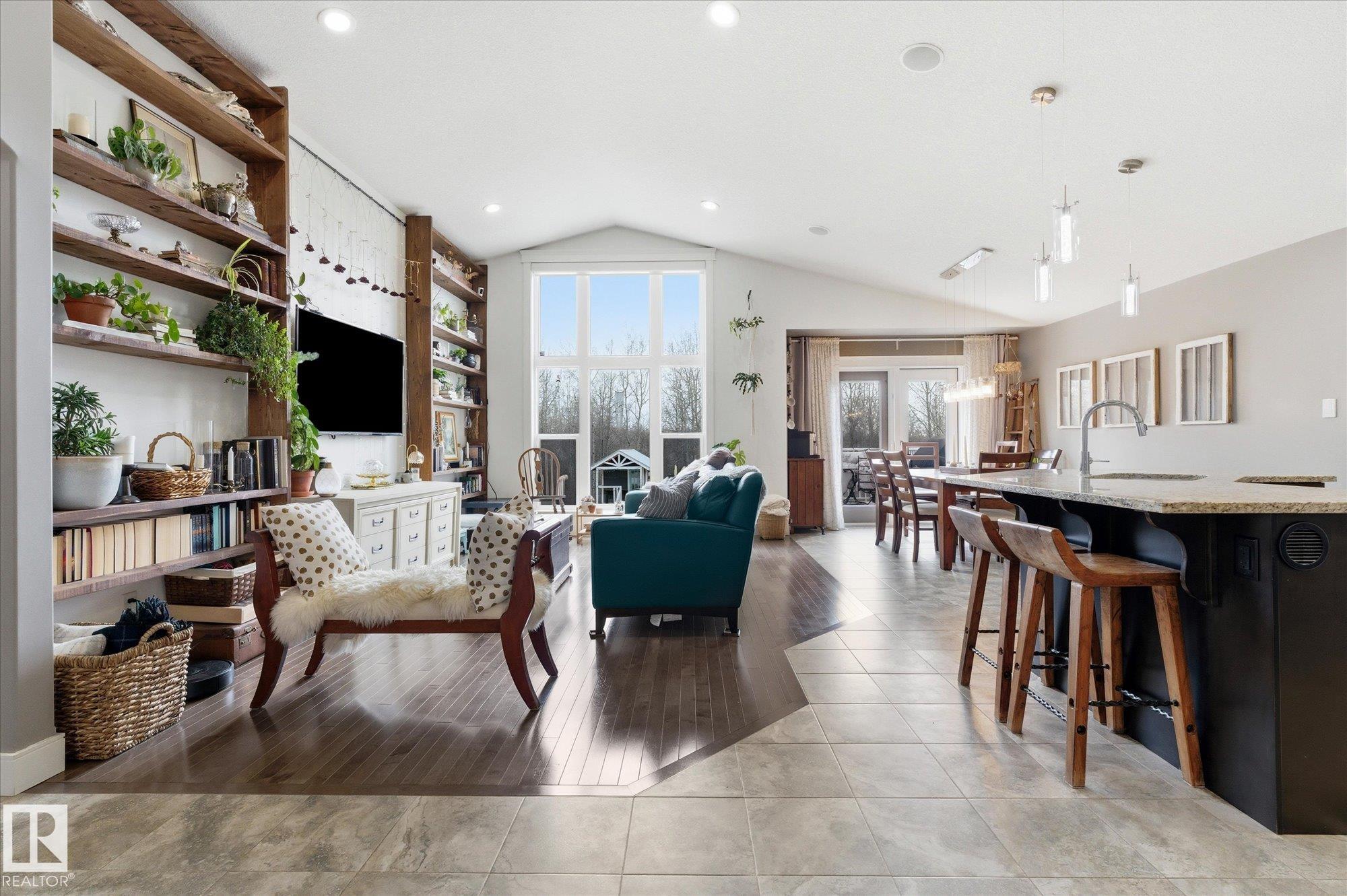 Photo 12 at 14 - 1307 Twp Road 540, Chickakoo Estates, Rural Parkland County