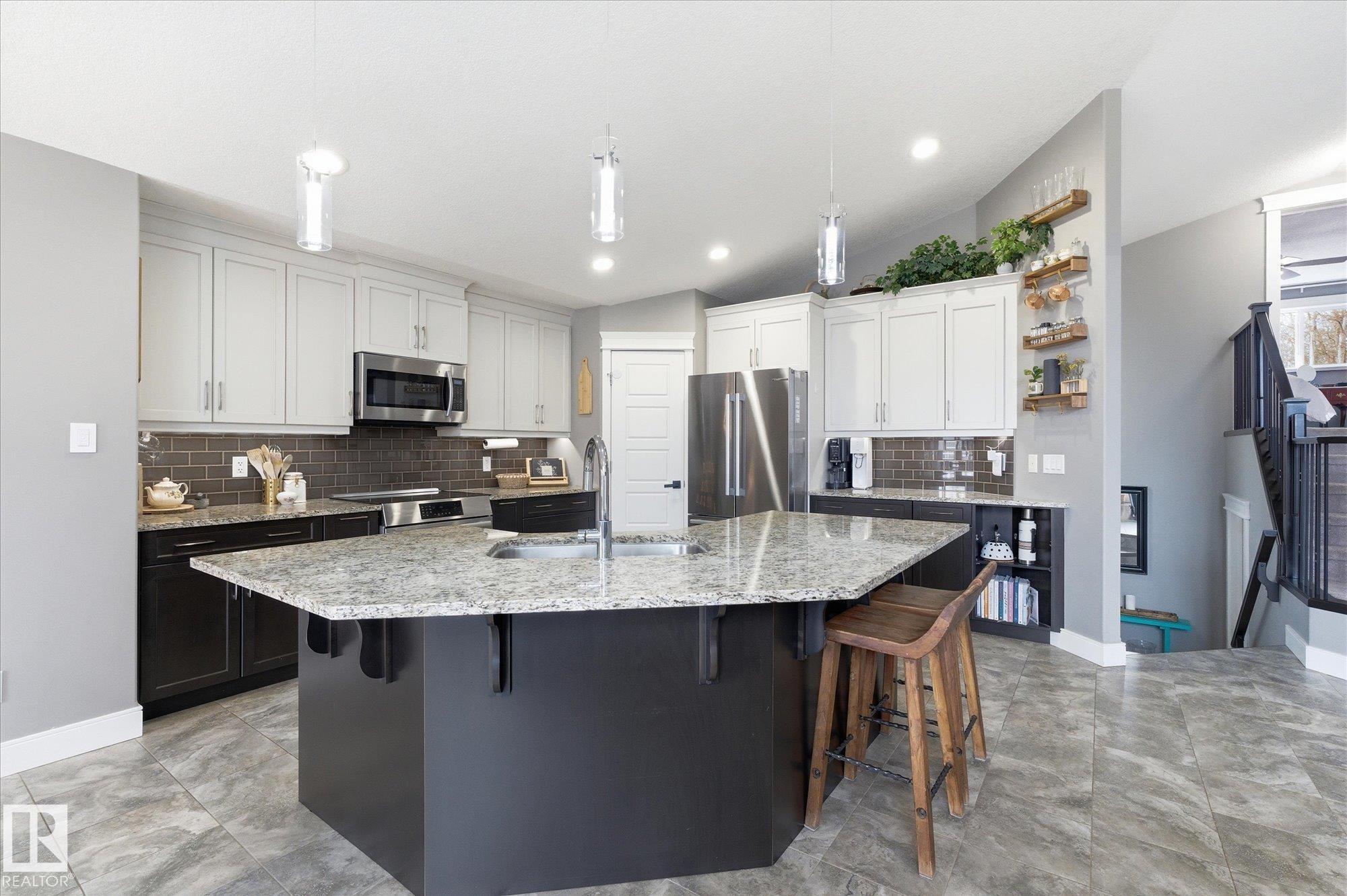 Photo 6 at 14 - 1307 Twp Road 540, Chickakoo Estates, Rural Parkland County