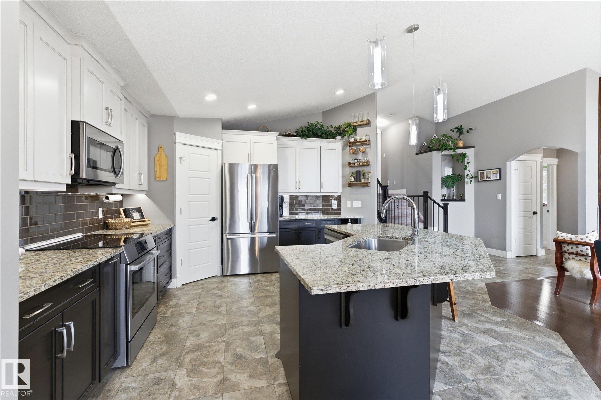 Photo 9 at 14 - 1307 Twp Road 540, Chickakoo Estates, Rural Parkland County