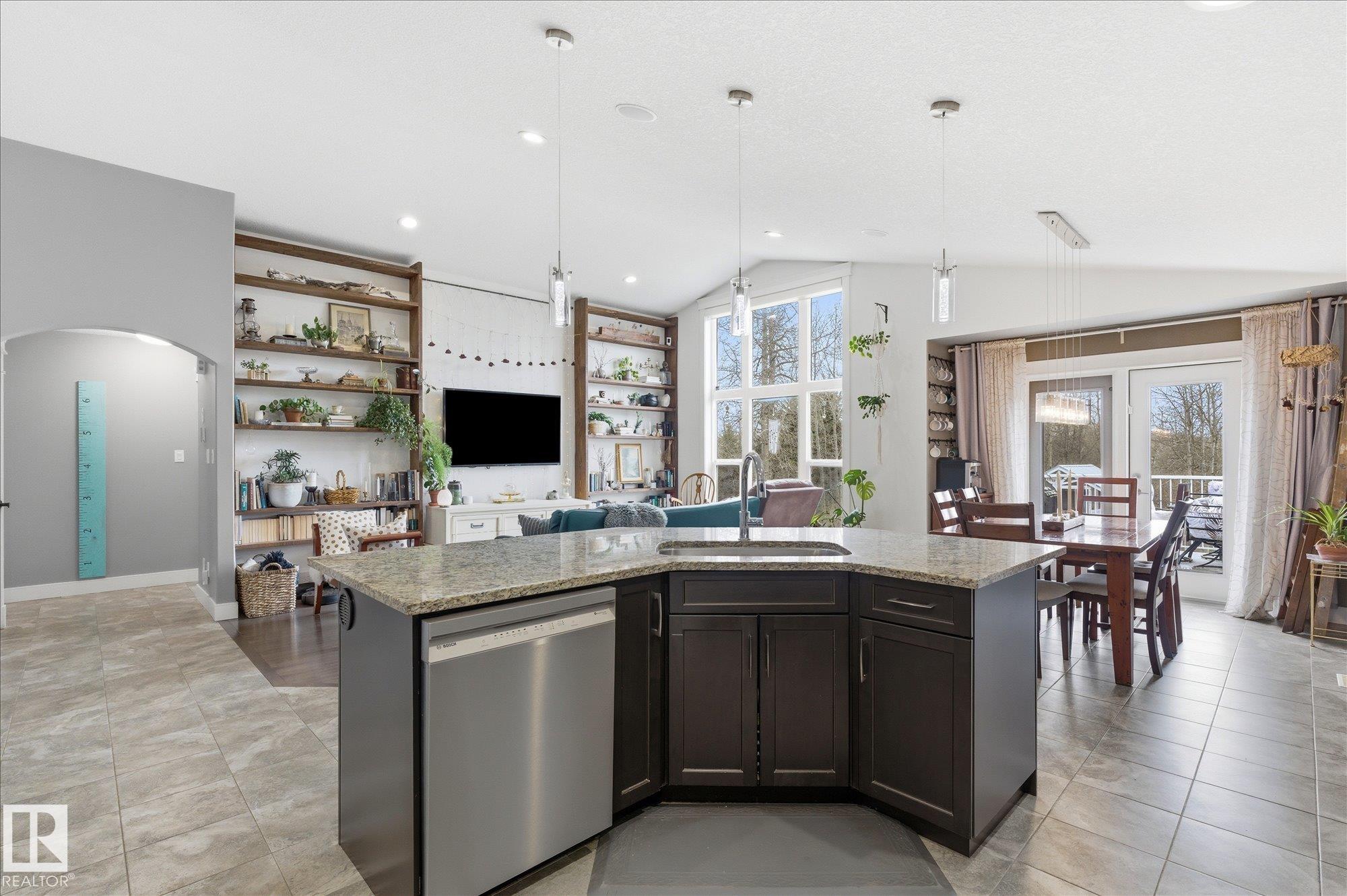 Photo 10 at 14 - 1307 Twp Road 540, Chickakoo Estates, Rural Parkland County